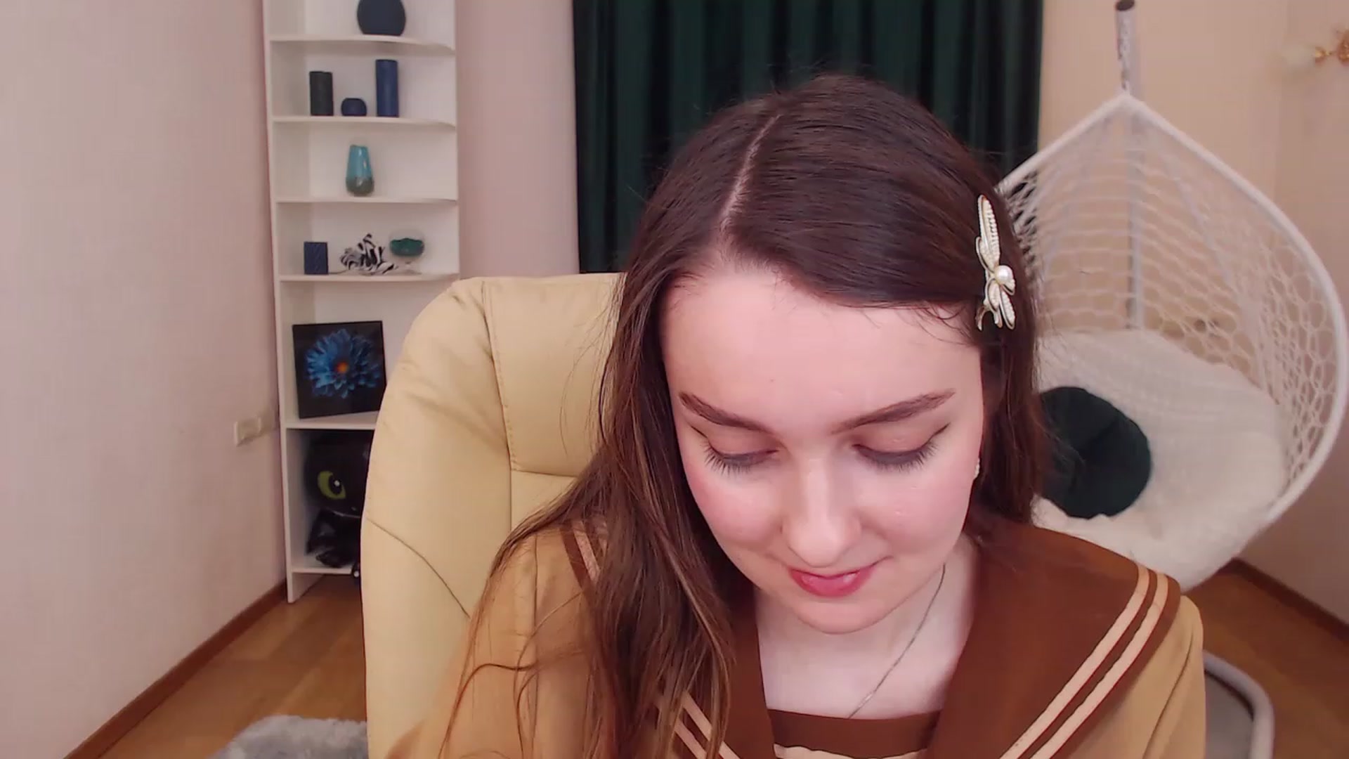Gallery image thumbnail from OceanFeelss's myfreecams stream on, 12/12/2022, 13:11 image 6 of 20