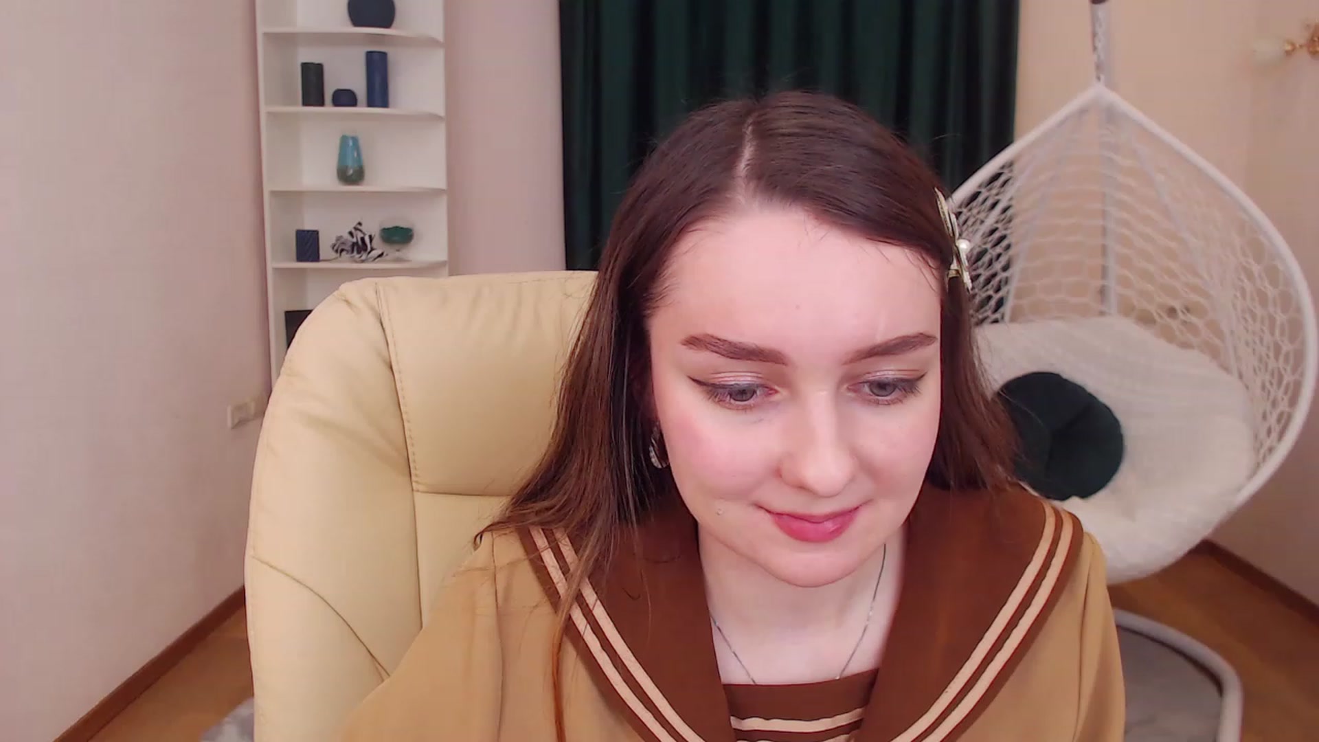 Gallery image thumbnail from OceanFeelss's myfreecams stream on, 12/12/2022, 13:11 image 17 of 20
