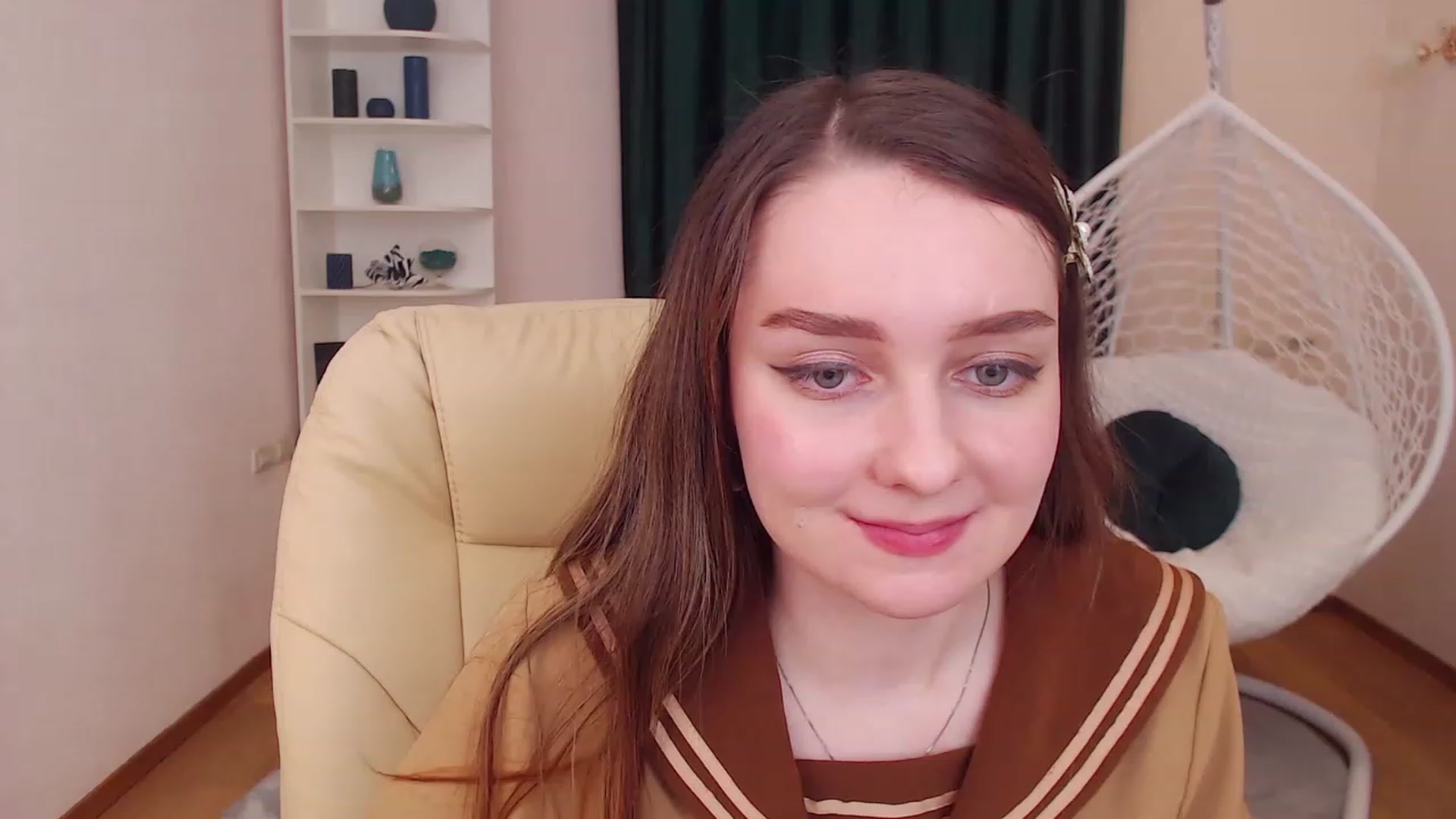 Gallery image thumbnail from OceanFeelss's myfreecams stream on, 12/12/2022, 13:11 image 18 of 20