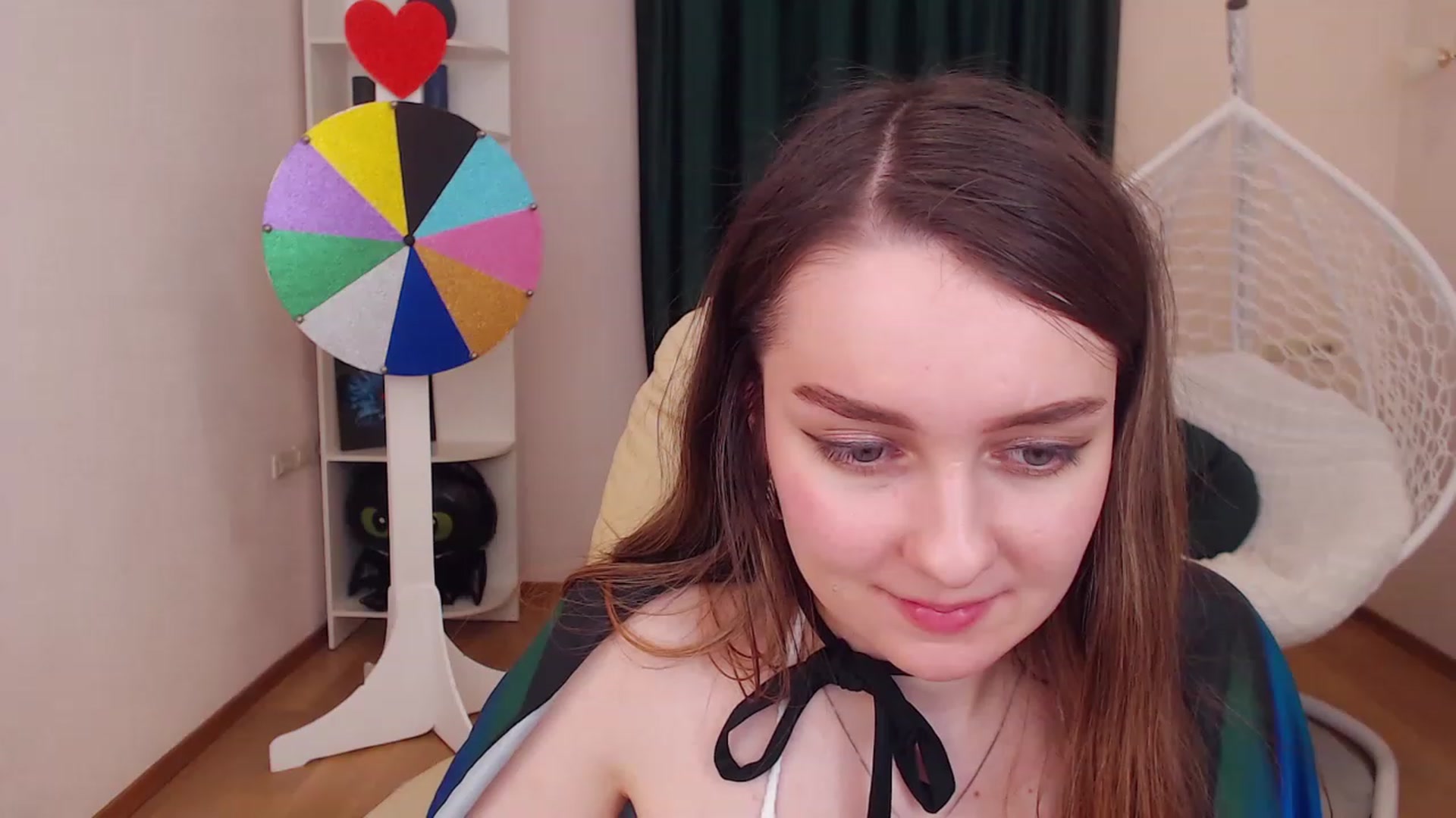 Gallery image thumbnail from OceanFeelss's myfreecams stream on, 12/12/2022, 16:02 image 15 of 20