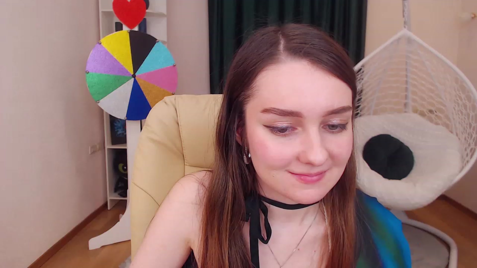 Gallery image thumbnail from OceanFeelss's myfreecams stream on, 12/12/2022, 16:58 image 11 of 20