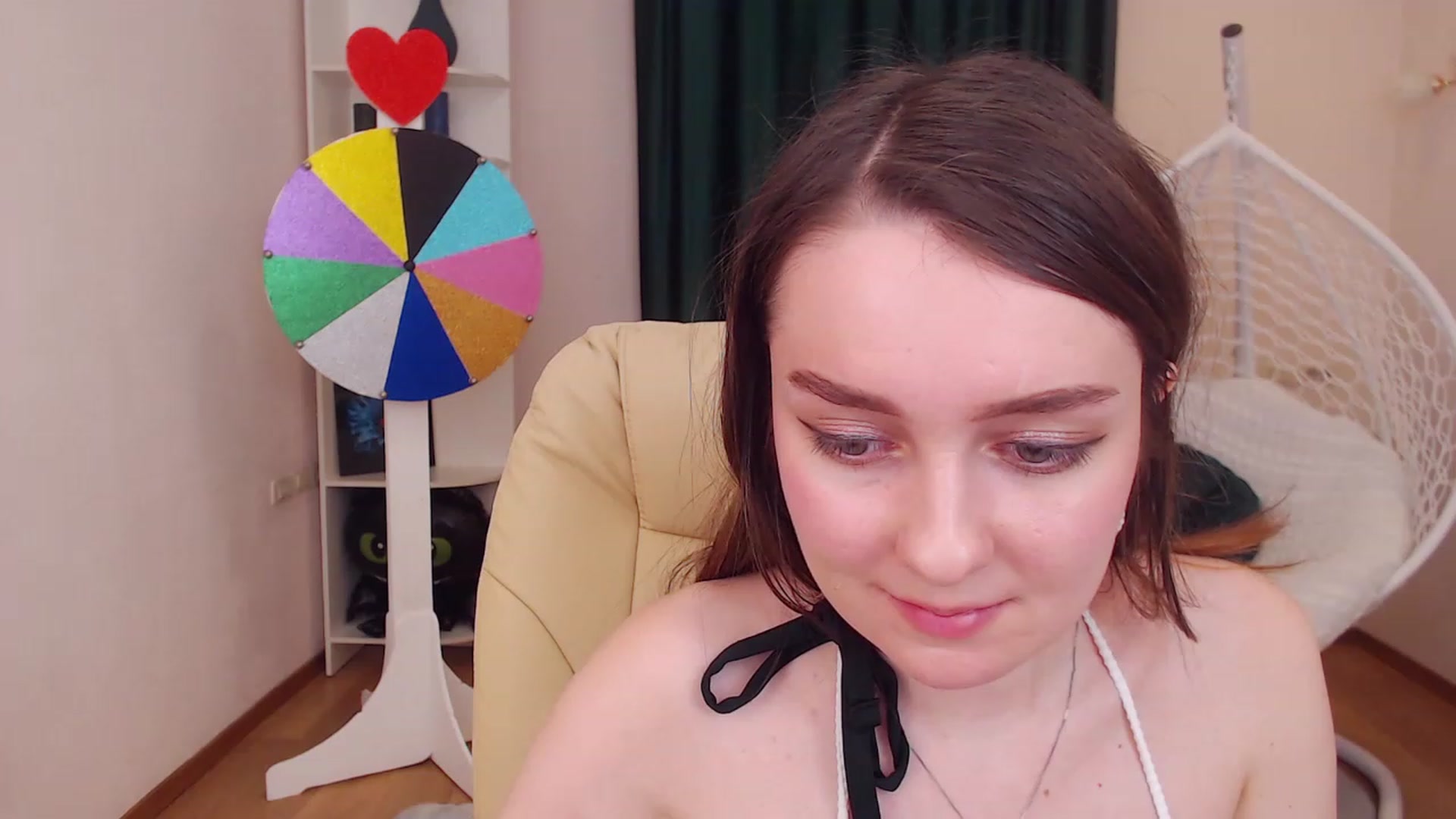 Gallery image thumbnail from OceanFeelss's myfreecams stream on, 12/12/2022, 16:58 image 20 of 20