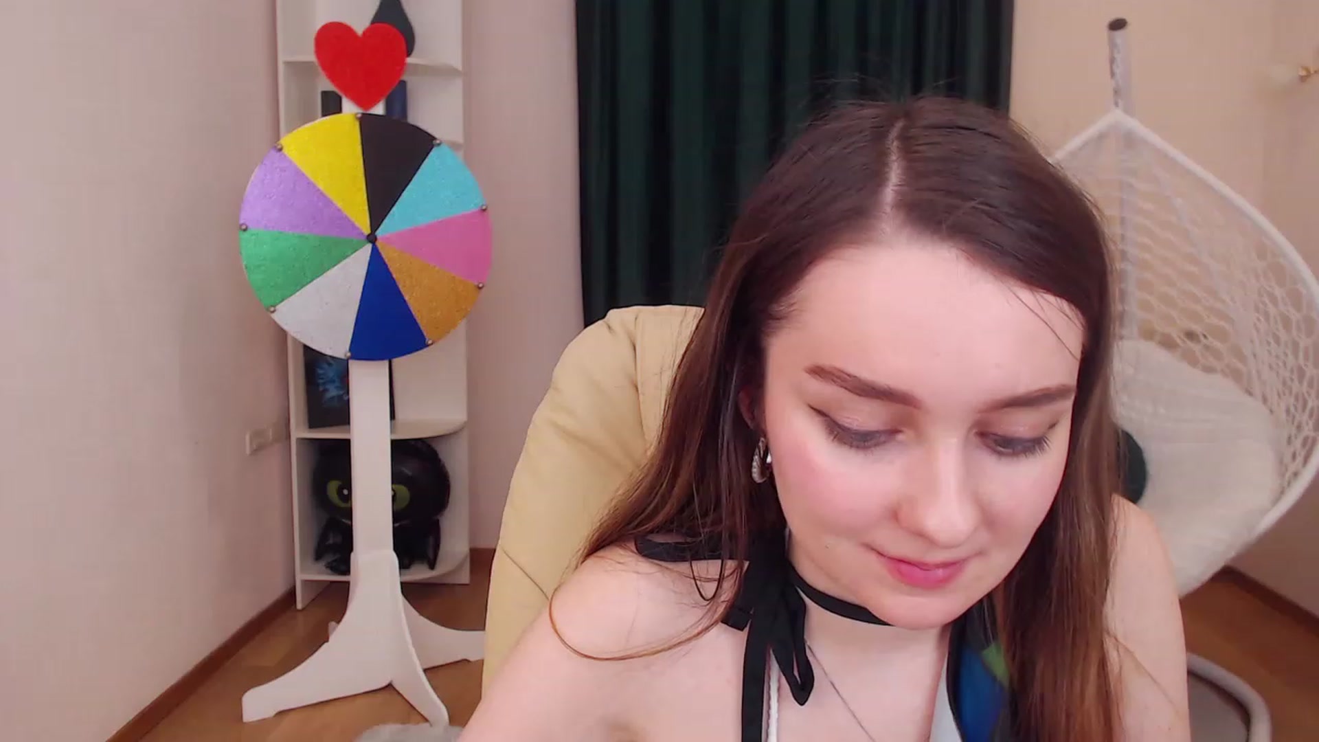 Gallery image thumbnail from OceanFeelss's myfreecams stream on, 12/12/2022, 16:58 image 2 of 20