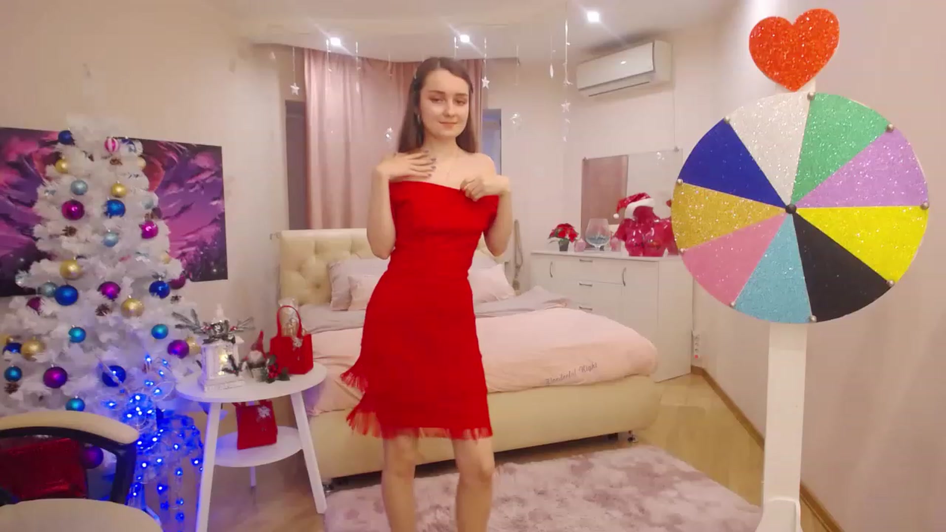 Gallery image thumbnail from OceanFeelss's myfreecams stream on, 12/15/2022, 12:52 image 10 of 20