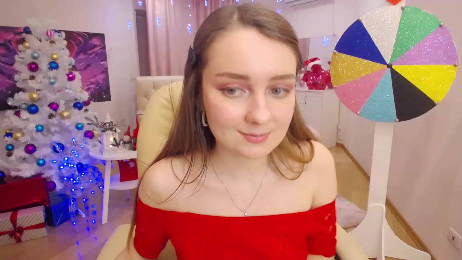 Gallery image thumbnail from OceanFeelss's myfreecams stream on, 12/15/2022, 12:52 image 13 of 20