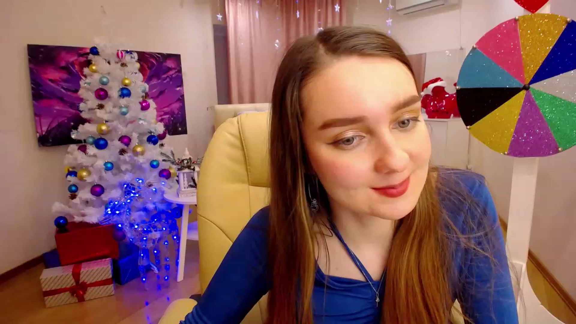 Gallery image thumbnail from OceanFeelss's myfreecams stream on, 12/17/2022, 09:27 image 11 of 20