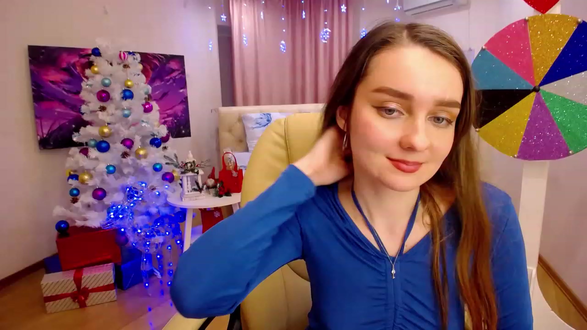 Gallery image thumbnail from OceanFeelss's myfreecams stream on, 12/17/2022, 09:27 image 15 of 20