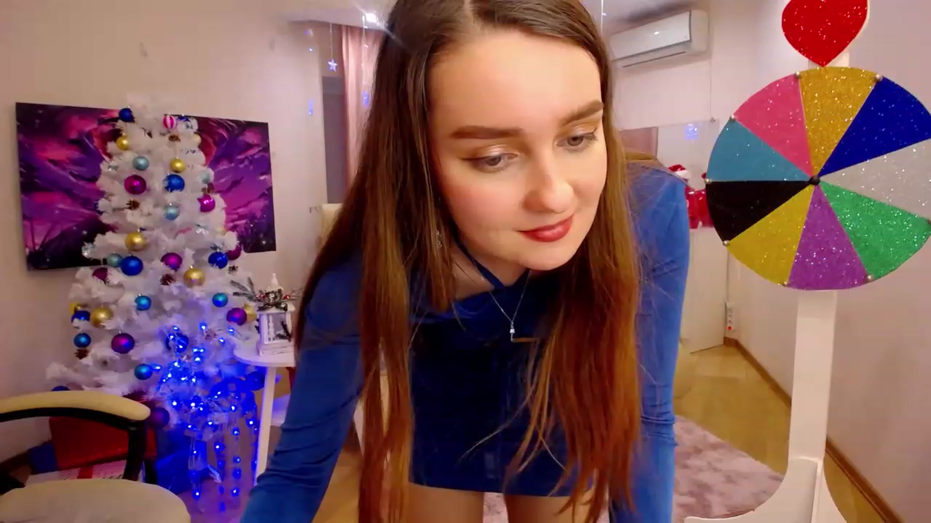 Gallery image thumbnail from OceanFeelss's myfreecams stream on, 12/17/2022, 09:27 image 1 of 20