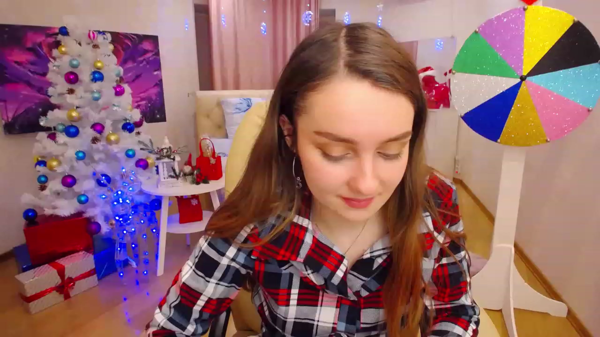Gallery image thumbnail from OceanFeelss's myfreecams stream on, 12/19/2022, 05:14 image 6 of 20