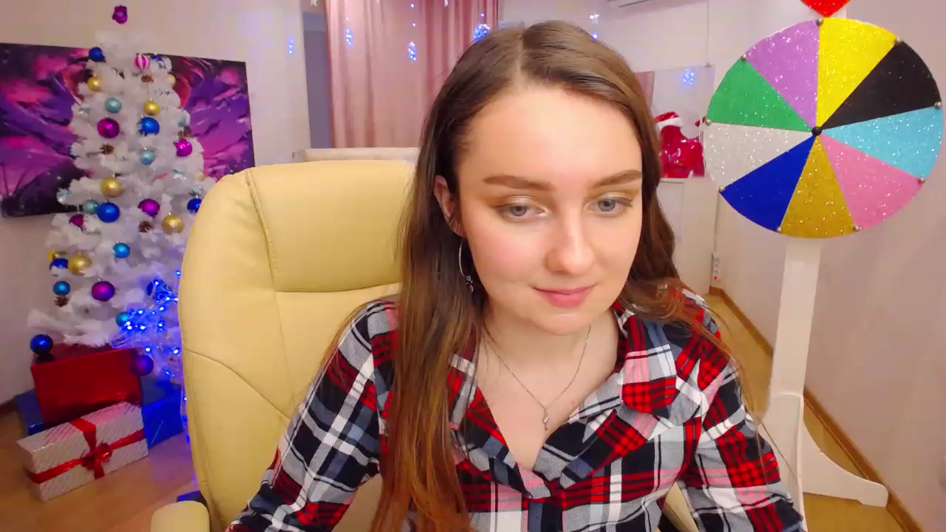 Gallery image thumbnail from OceanFeelss's myfreecams stream on, 12/19/2022, 09:56 image 16 of 20