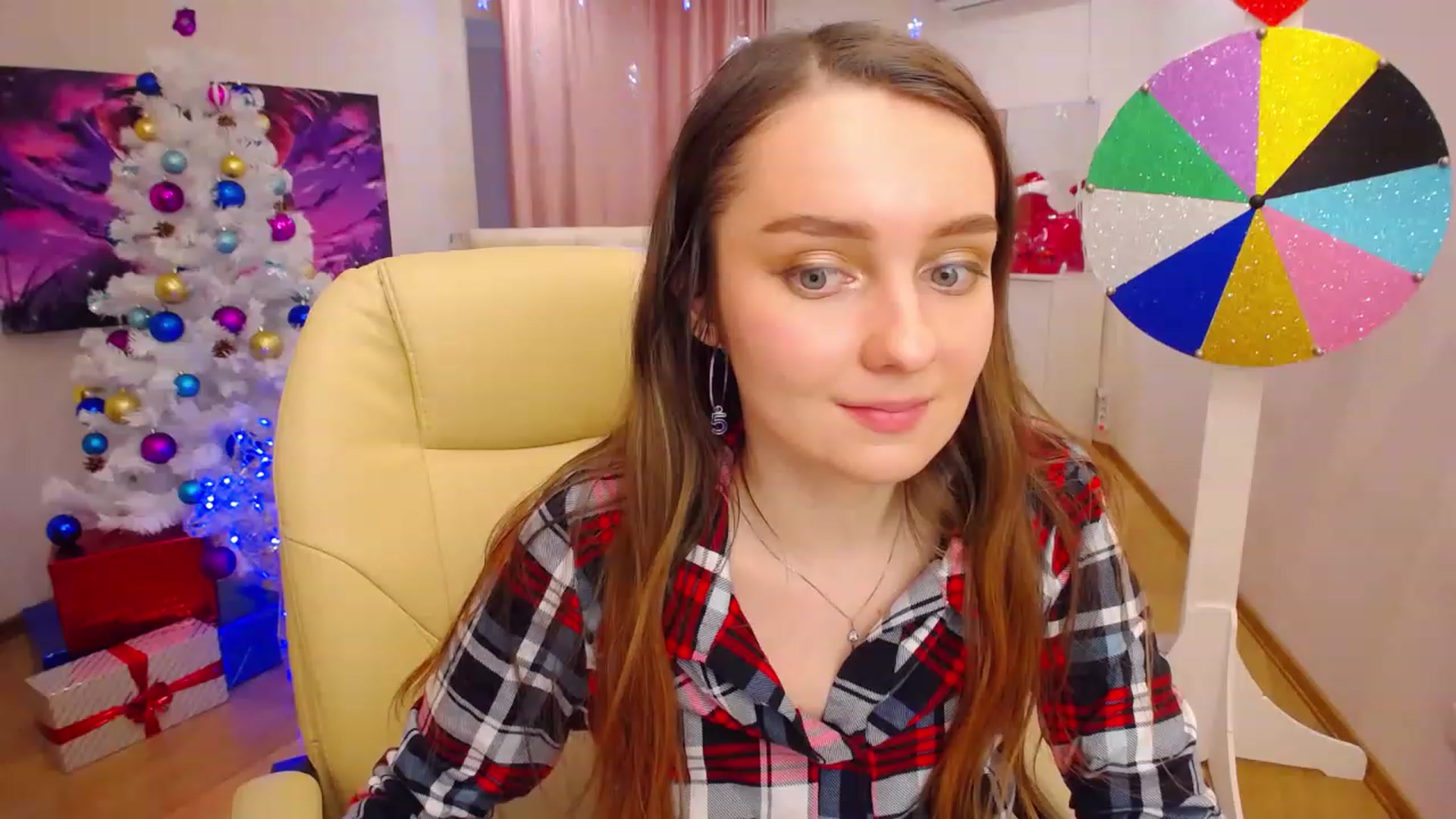 Gallery image thumbnail from OceanFeelss's myfreecams stream on, 12/19/2022, 09:56 image 15 of 20