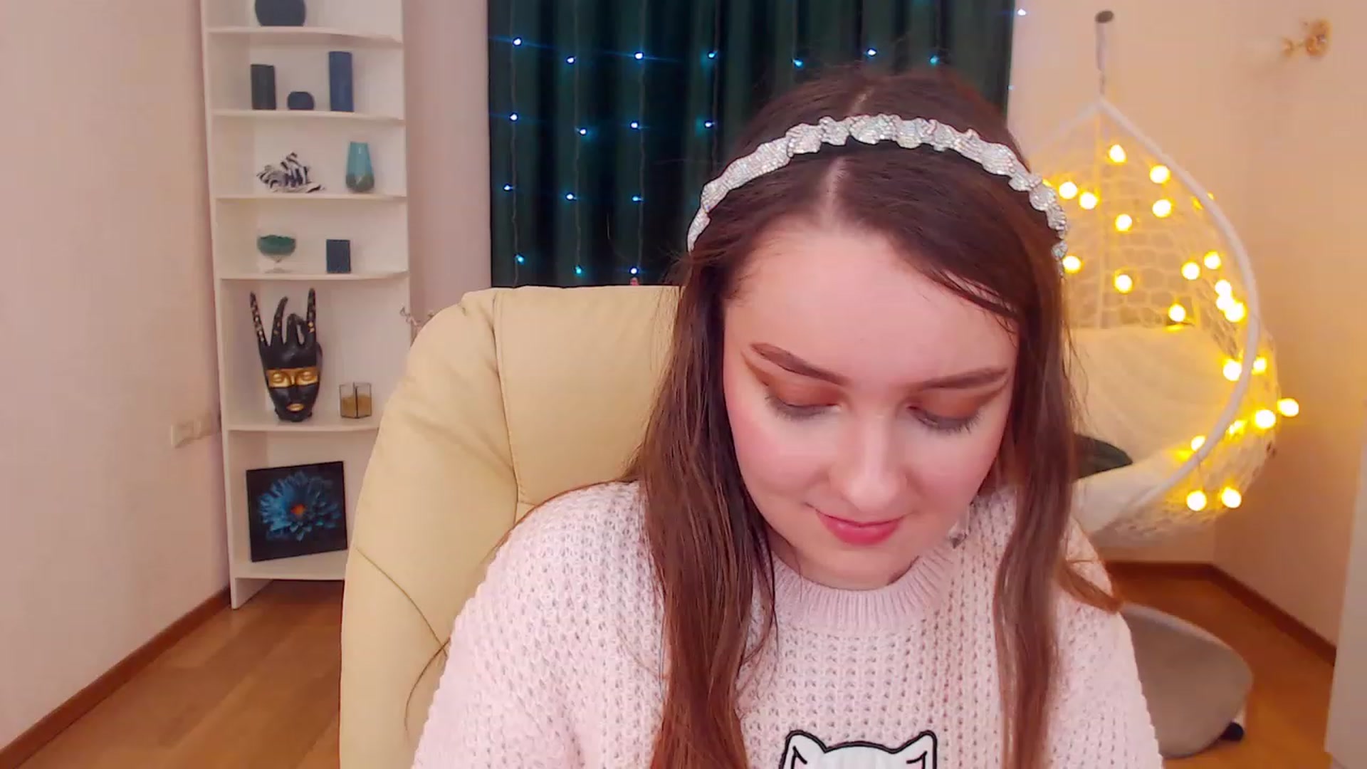 Gallery image thumbnail from OceanFeelss's myfreecams stream on, 12/20/2022, 11:32 image 8 of 20