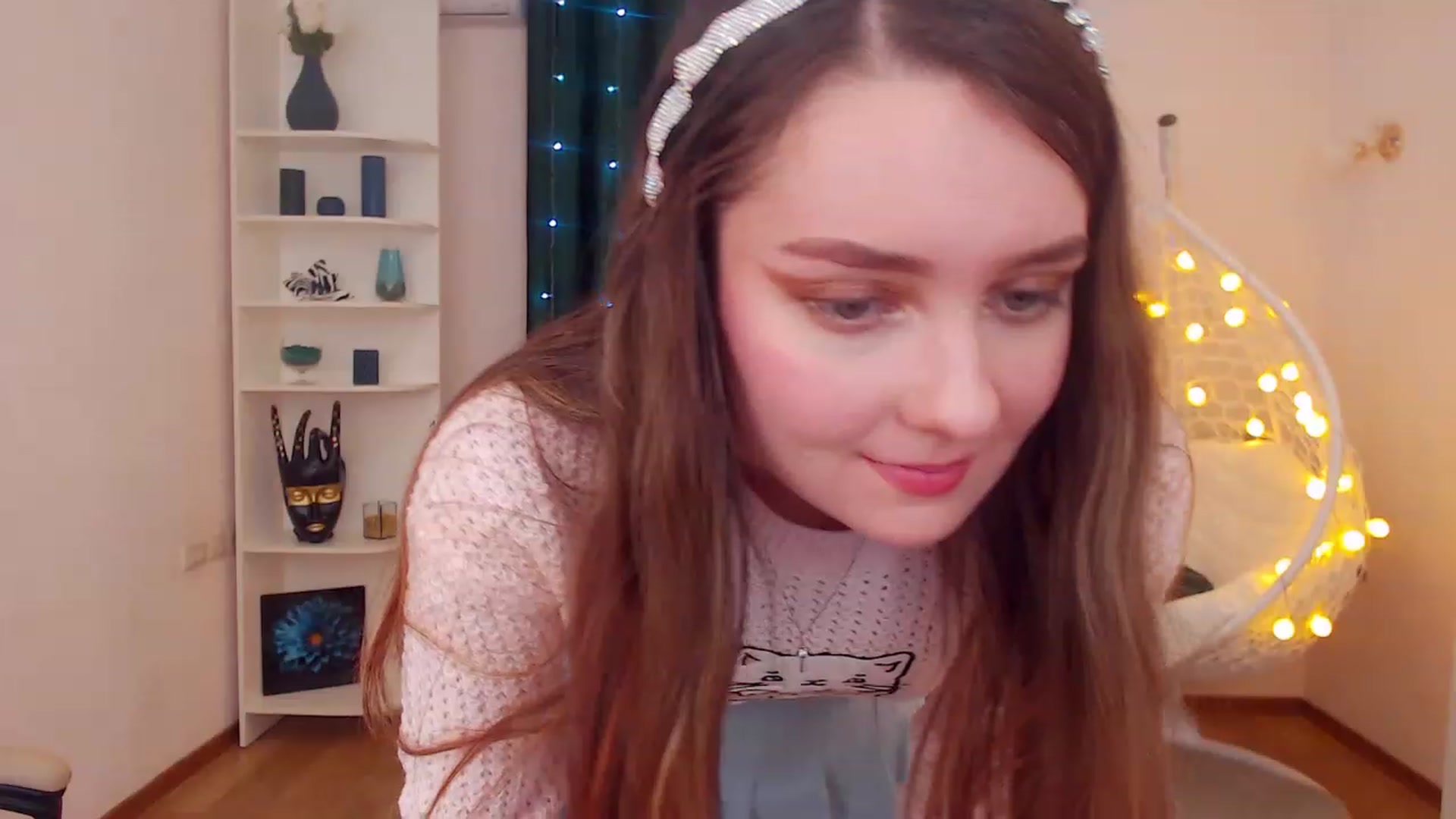 Gallery image thumbnail from OceanFeelss's myfreecams stream on, 12/20/2022, 12:31 image 3 of 20