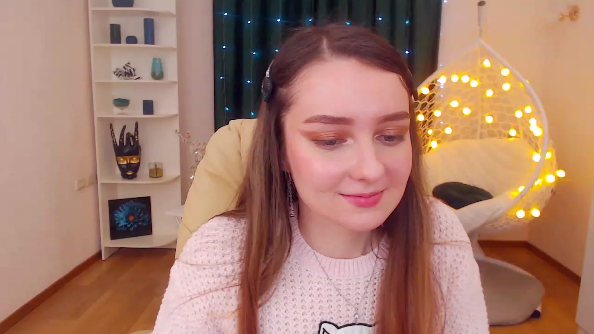Gallery image thumbnail from OceanFeelss's myfreecams stream on, 12/20/2022, 12:31 image 8 of 20