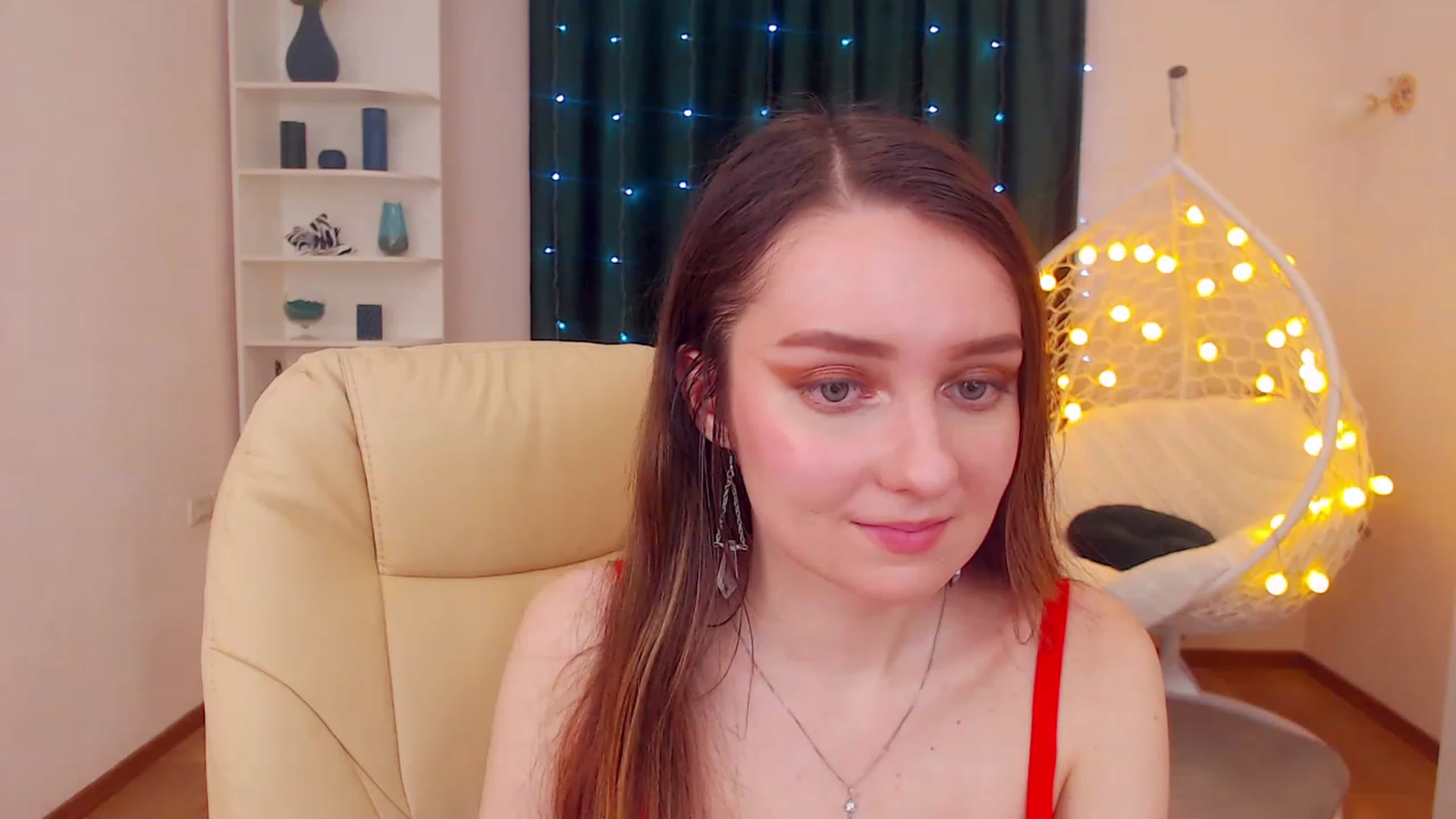 Gallery image thumbnail from OceanFeelss's myfreecams stream on, 12/20/2022, 15:53 image 20 of 20