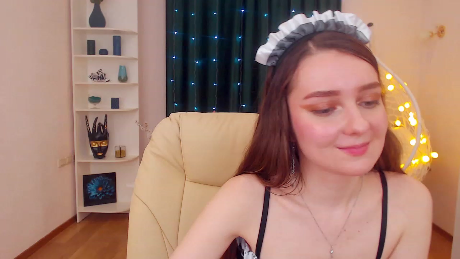 Gallery image thumbnail from OceanFeelss's myfreecams stream on, 12/20/2022, 15:53 image 7 of 20