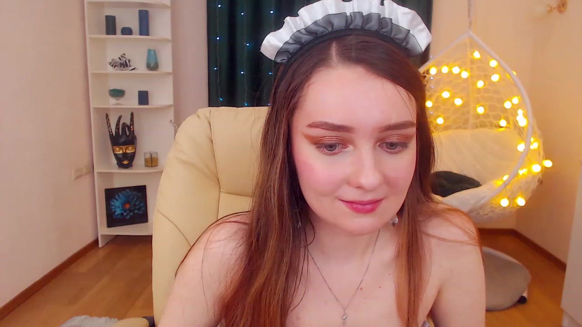 Gallery image thumbnail from OceanFeelss's myfreecams stream on, 12/20/2022, 15:53 image 2 of 20
