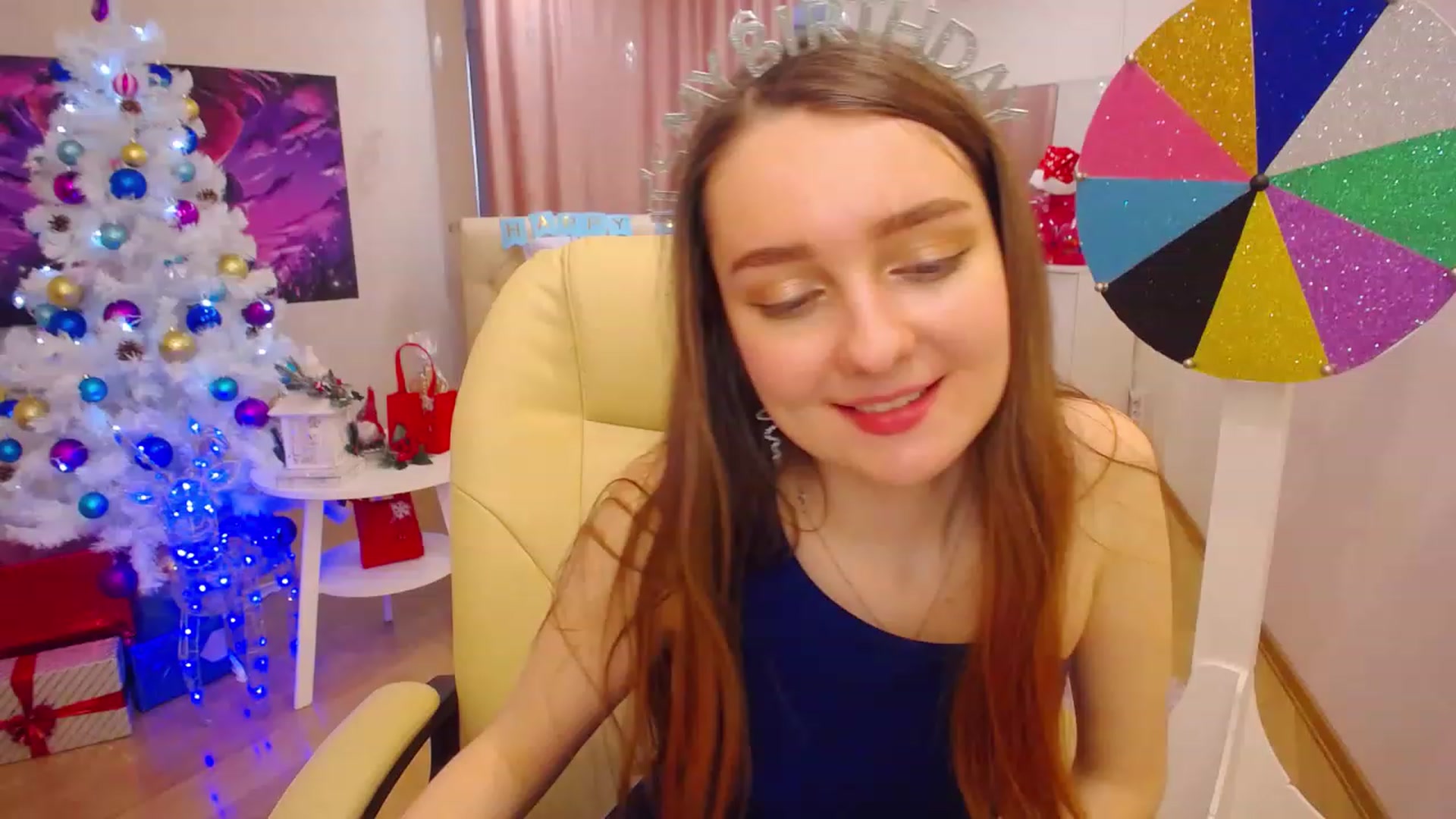 Gallery image thumbnail from OceanFeelss's myfreecams stream on, 12/21/2022, 07:50 image 1 of 20