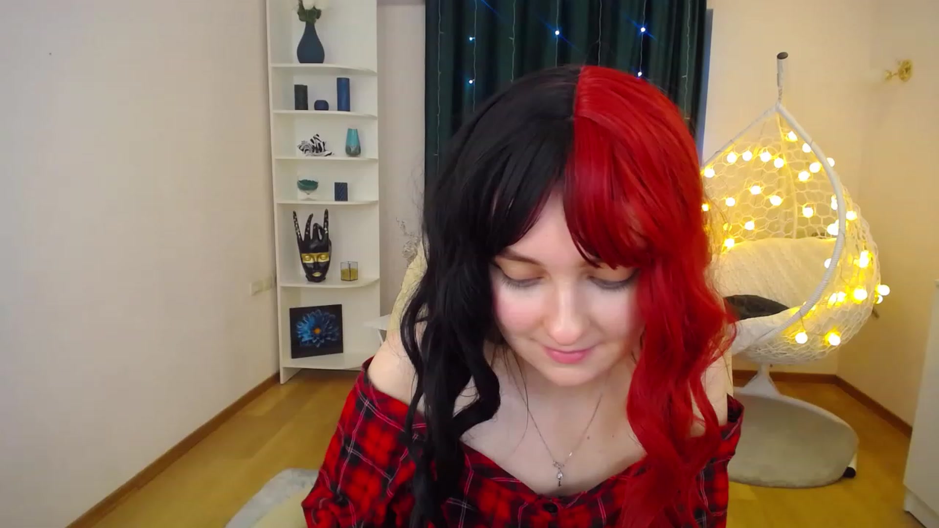 Gallery image thumbnail from OceanFeelss's myfreecams stream on, 12/23/2022, 09:47 image 9 of 20