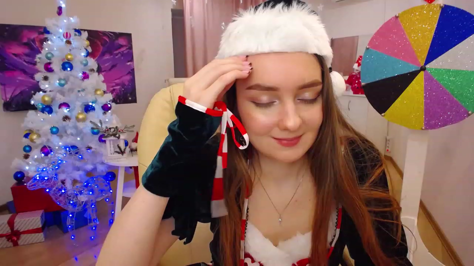 Gallery image thumbnail from OceanFeelss's myfreecams stream on, 12/24/2022, 11:54 image 5 of 20
