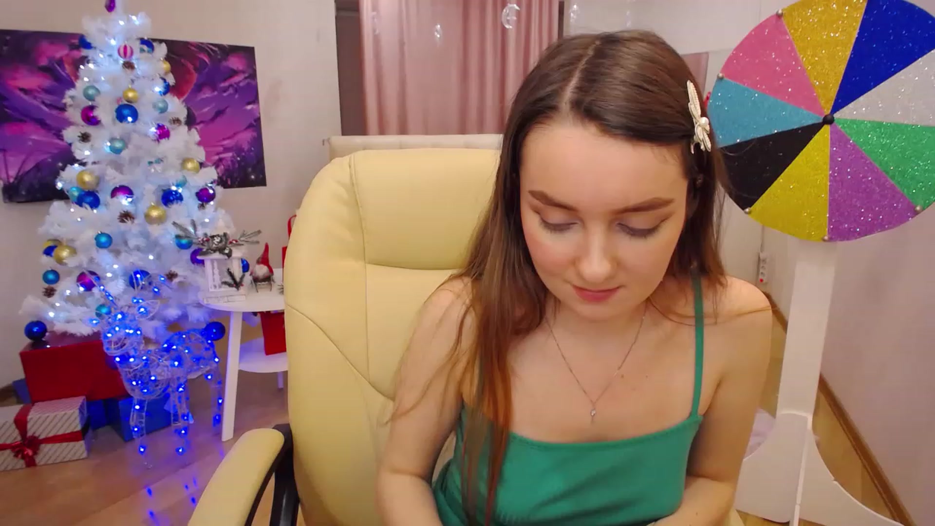 Gallery image thumbnail from OceanFeelss's myfreecams stream on, 12/24/2022, 13:54 image 20 of 20