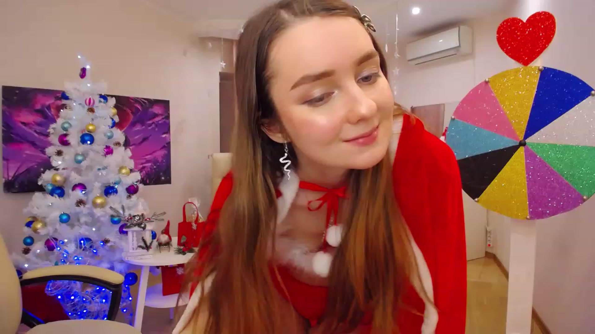 Gallery image thumbnail from OceanFeelss's myfreecams stream on, 12/24/2022, 13:54 image 7 of 20