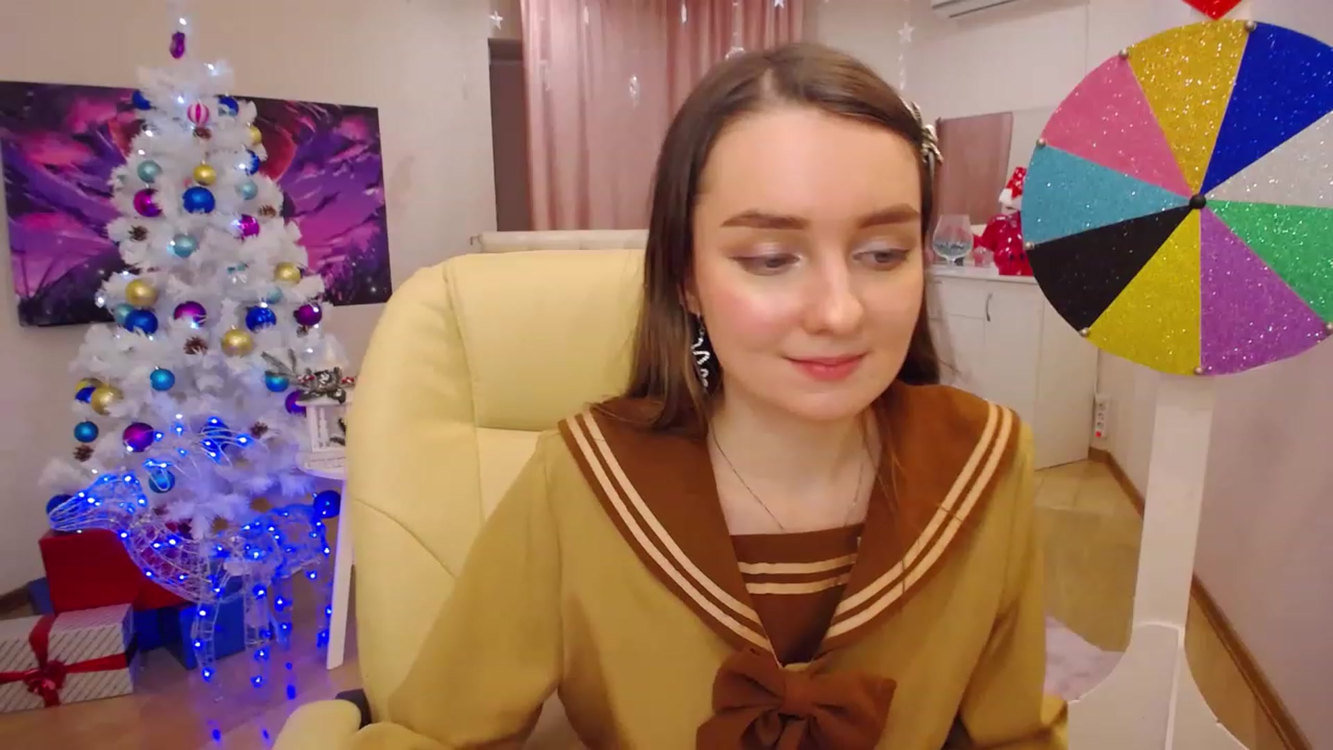 Gallery image thumbnail from OceanFeelss's myfreecams stream on, 12/24/2022, 17:05 image 20 of 20