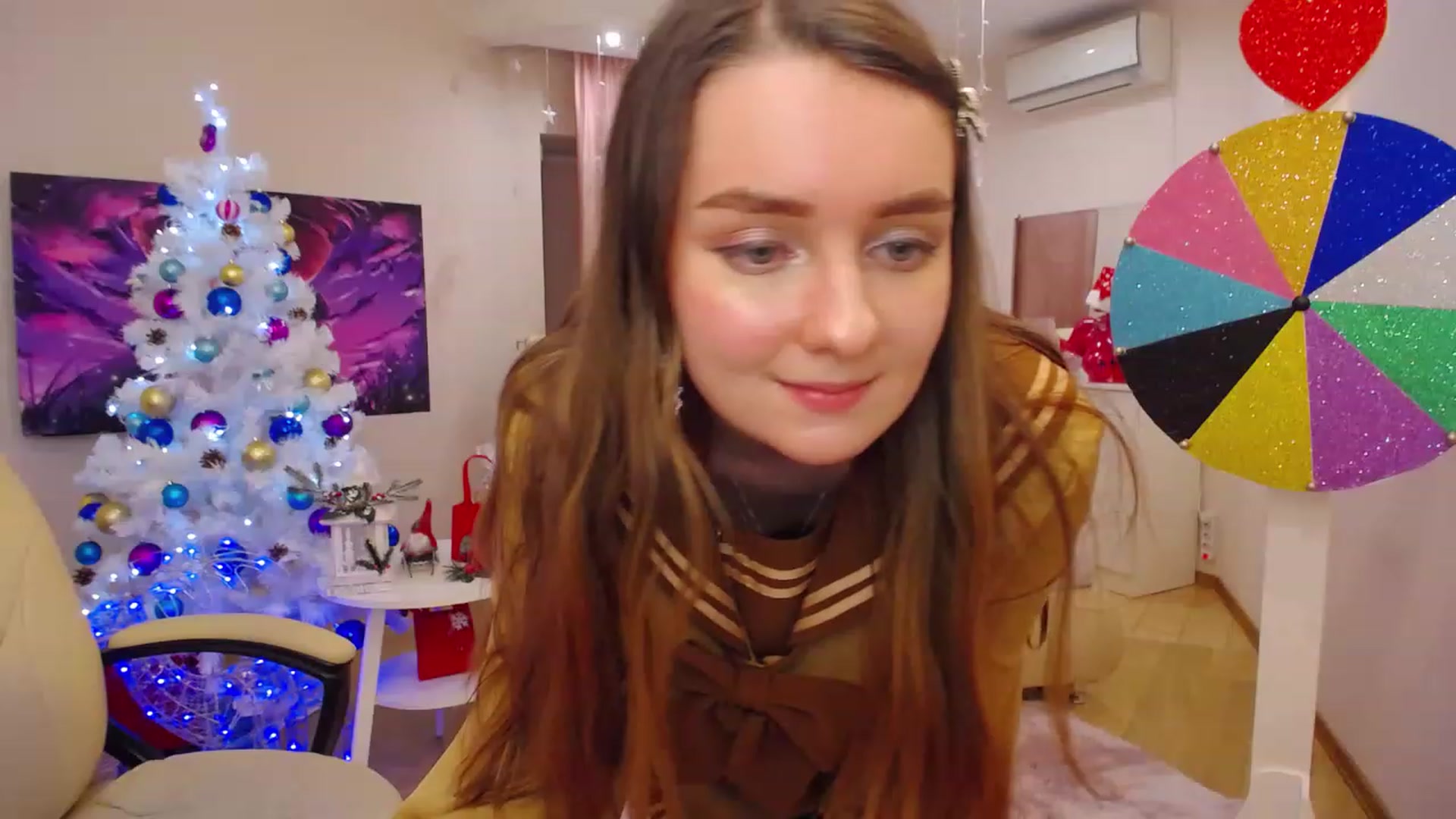 Gallery image thumbnail from OceanFeelss's myfreecams stream on, 12/24/2022, 17:05 image 19 of 20
