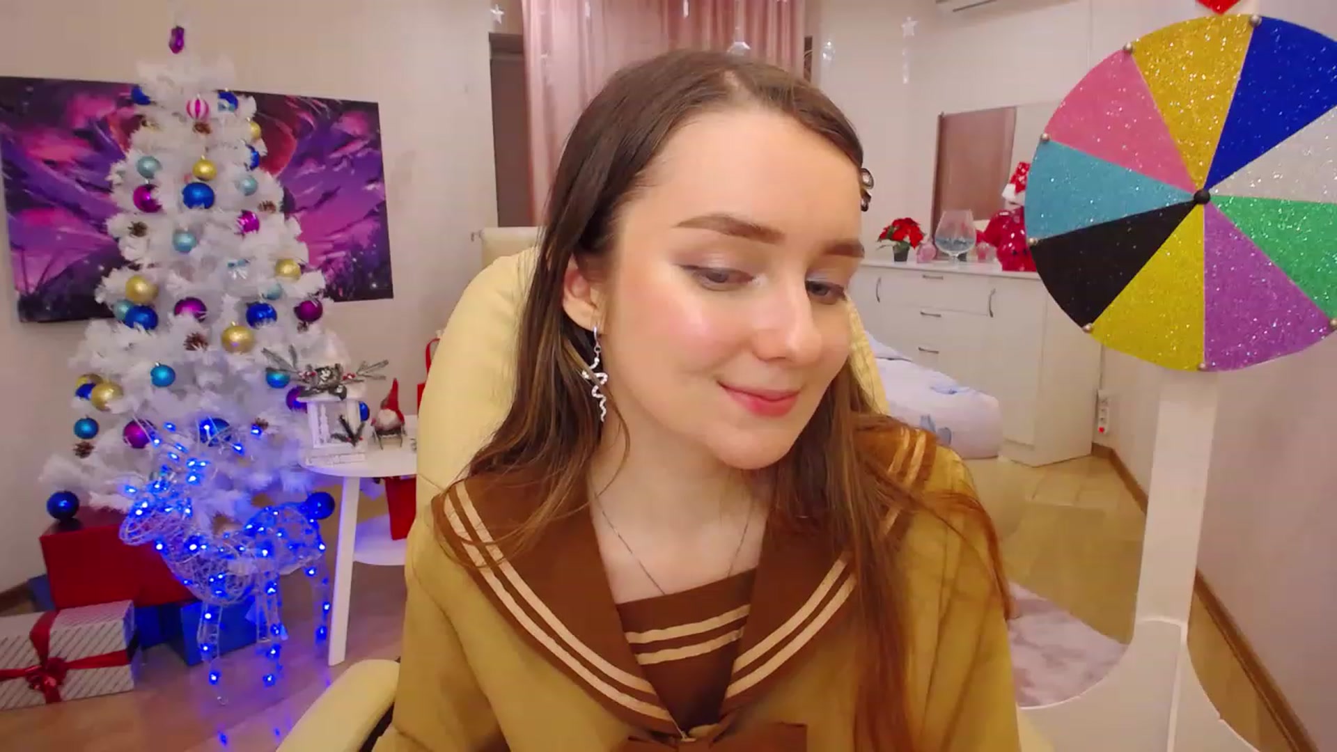 Gallery image thumbnail from OceanFeelss's myfreecams stream on, 12/24/2022, 17:05 image 3 of 20
