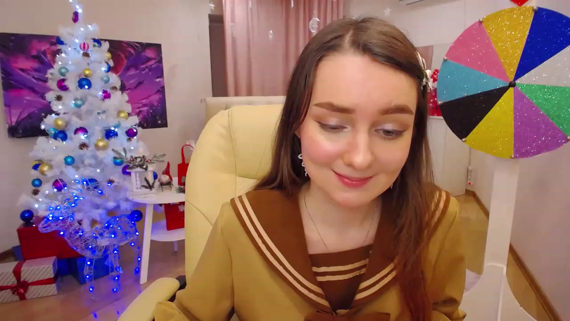Gallery image thumbnail from OceanFeelss's myfreecams stream on, 12/24/2022, 17:05 image 1 of 20