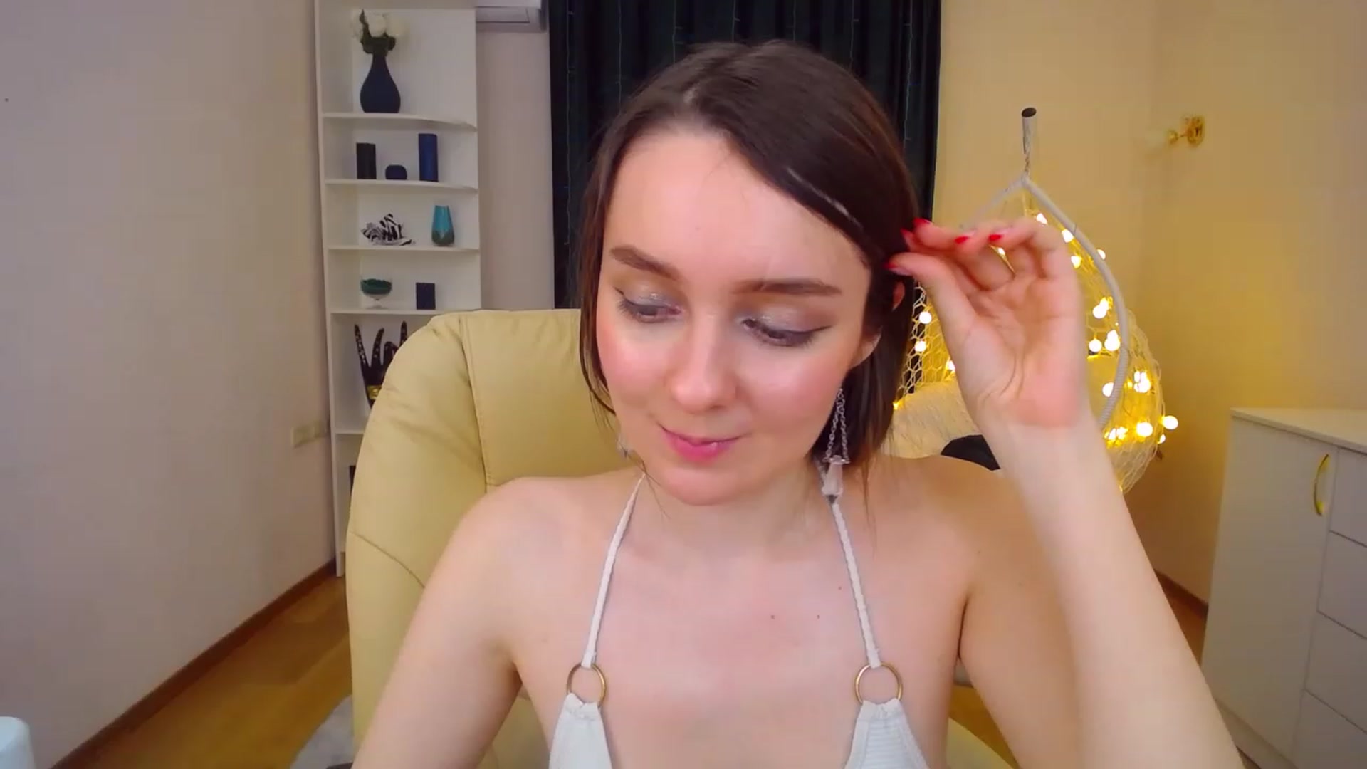 Gallery image thumbnail from OceanFeelss's myfreecams stream on, 12/26/2022, 15:38 image 3 of 20