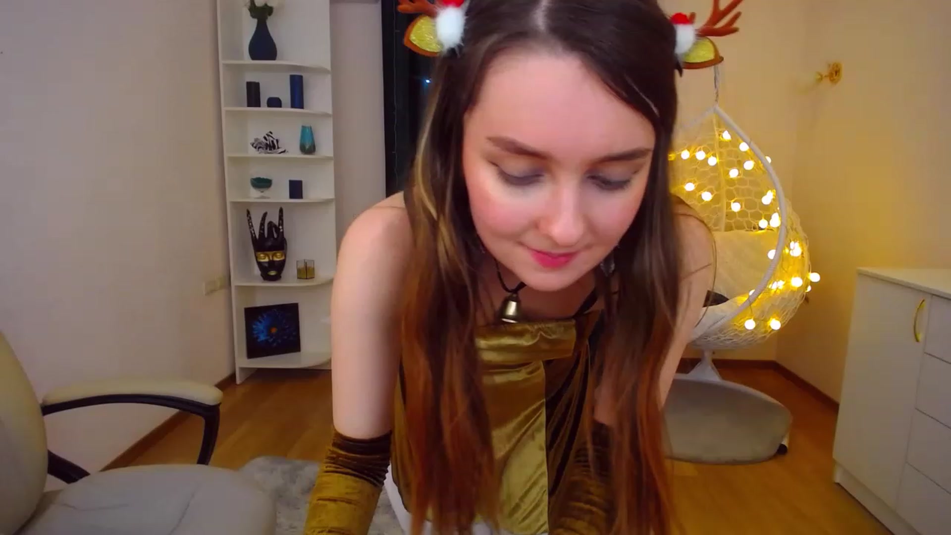 Gallery image thumbnail from OceanFeelss's myfreecams stream on, 12/26/2022, 15:38 image 16 of 20