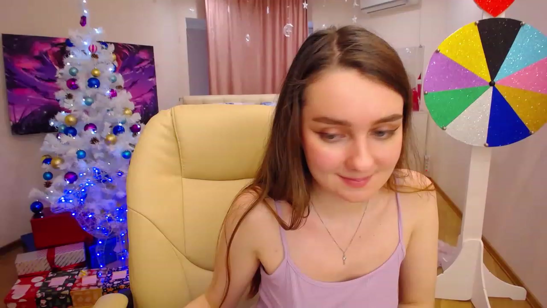 Gallery image thumbnail from OceanFeelss's myfreecams stream on, 12/29/2022, 09:45 image 16 of 20