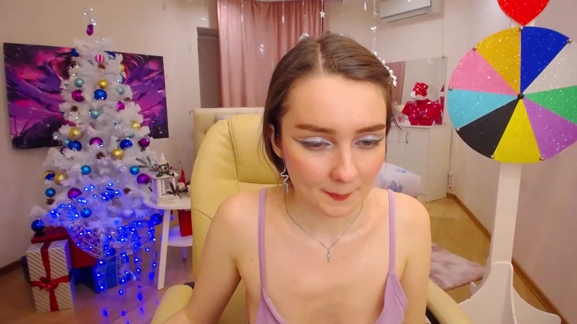 Gallery image thumbnail from OceanFeelss's myfreecams stream on, 12/30/2022, 19:42 image 11 of 20