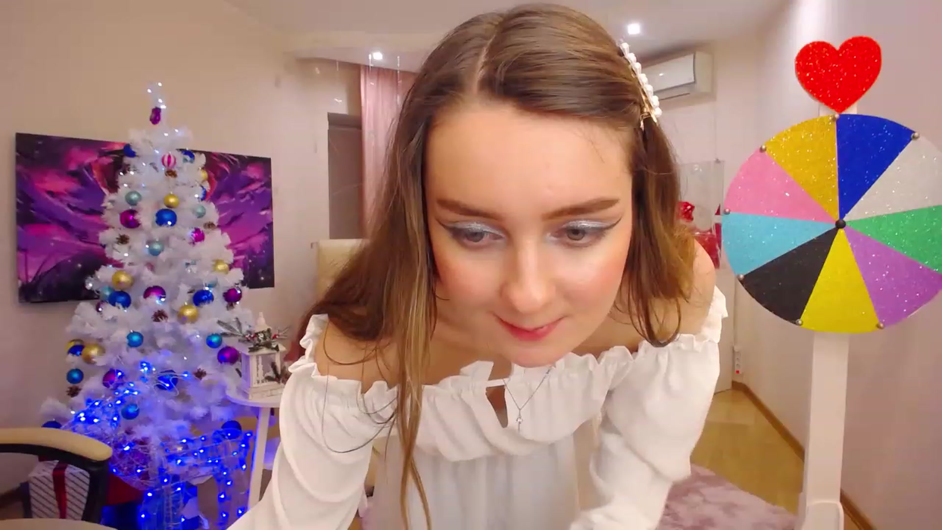 Gallery image thumbnail from OceanFeelss's myfreecams stream on, 12/30/2022, 22:32 image 14 of 20
