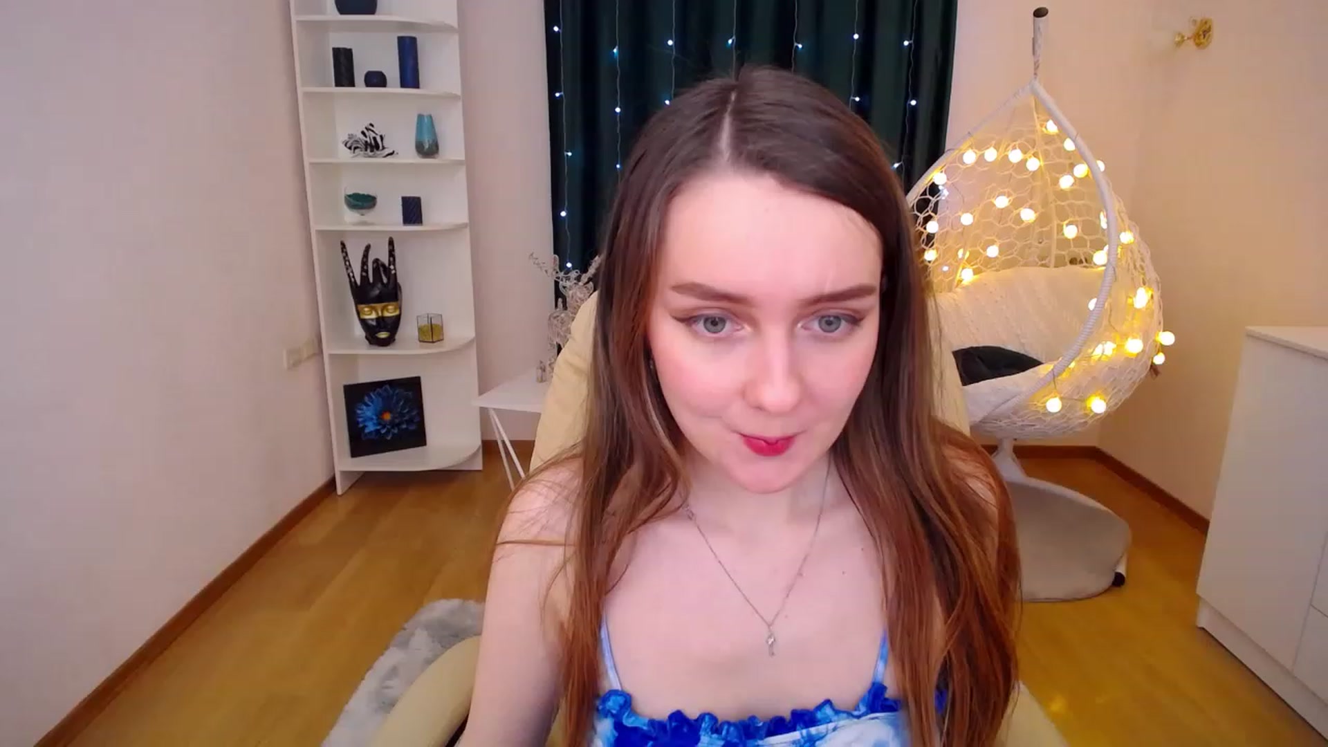 Gallery image thumbnail from OceanFeelss's myfreecams stream on, 01/09/2023, 04:06 image 10 of 20