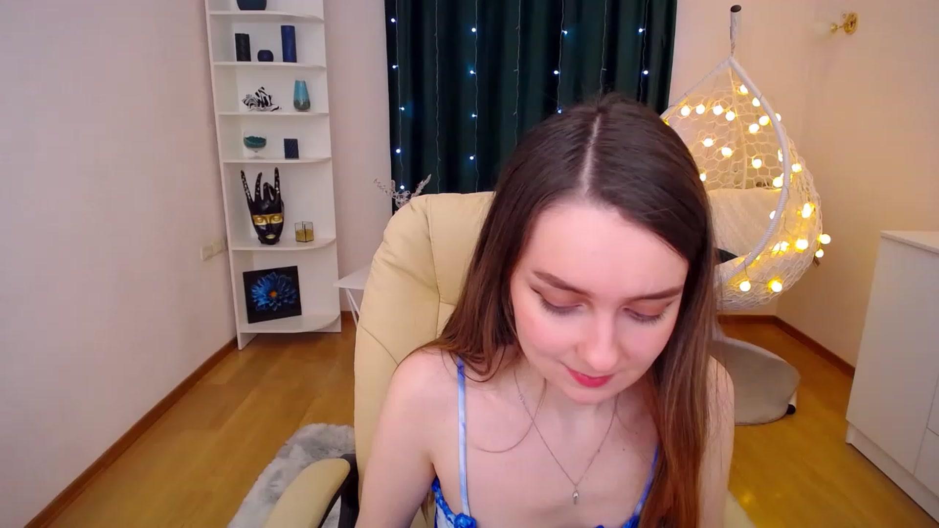 Gallery image thumbnail from OceanFeelss's myfreecams stream on, 01/09/2023, 04:06 image 8 of 20