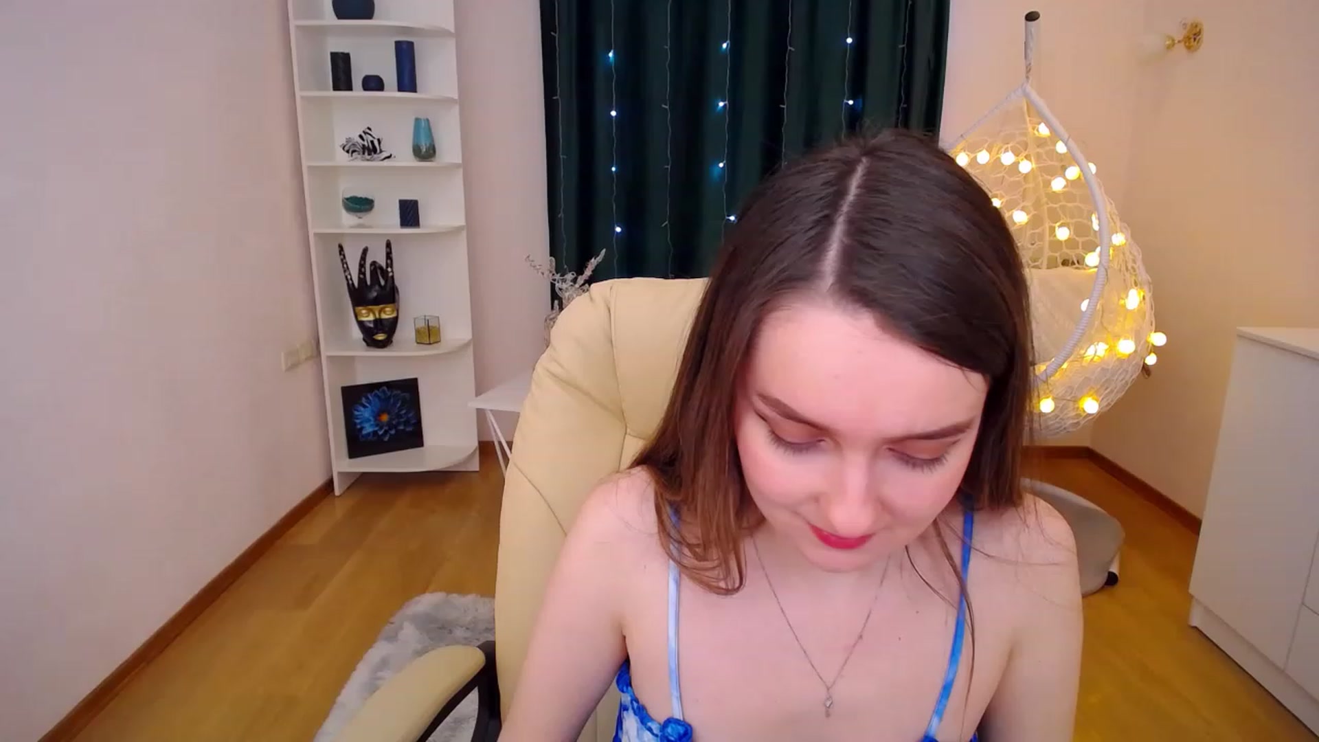 Gallery image thumbnail from OceanFeelss's myfreecams stream on, 01/09/2023, 04:06 image 2 of 20