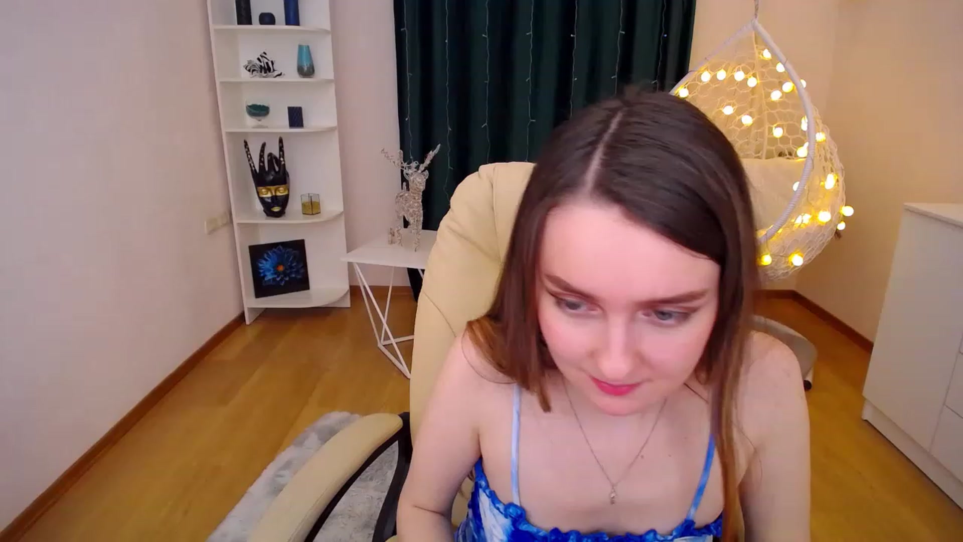Gallery image thumbnail from OceanFeelss's myfreecams stream on, 01/09/2023, 07:44 image 6 of 20