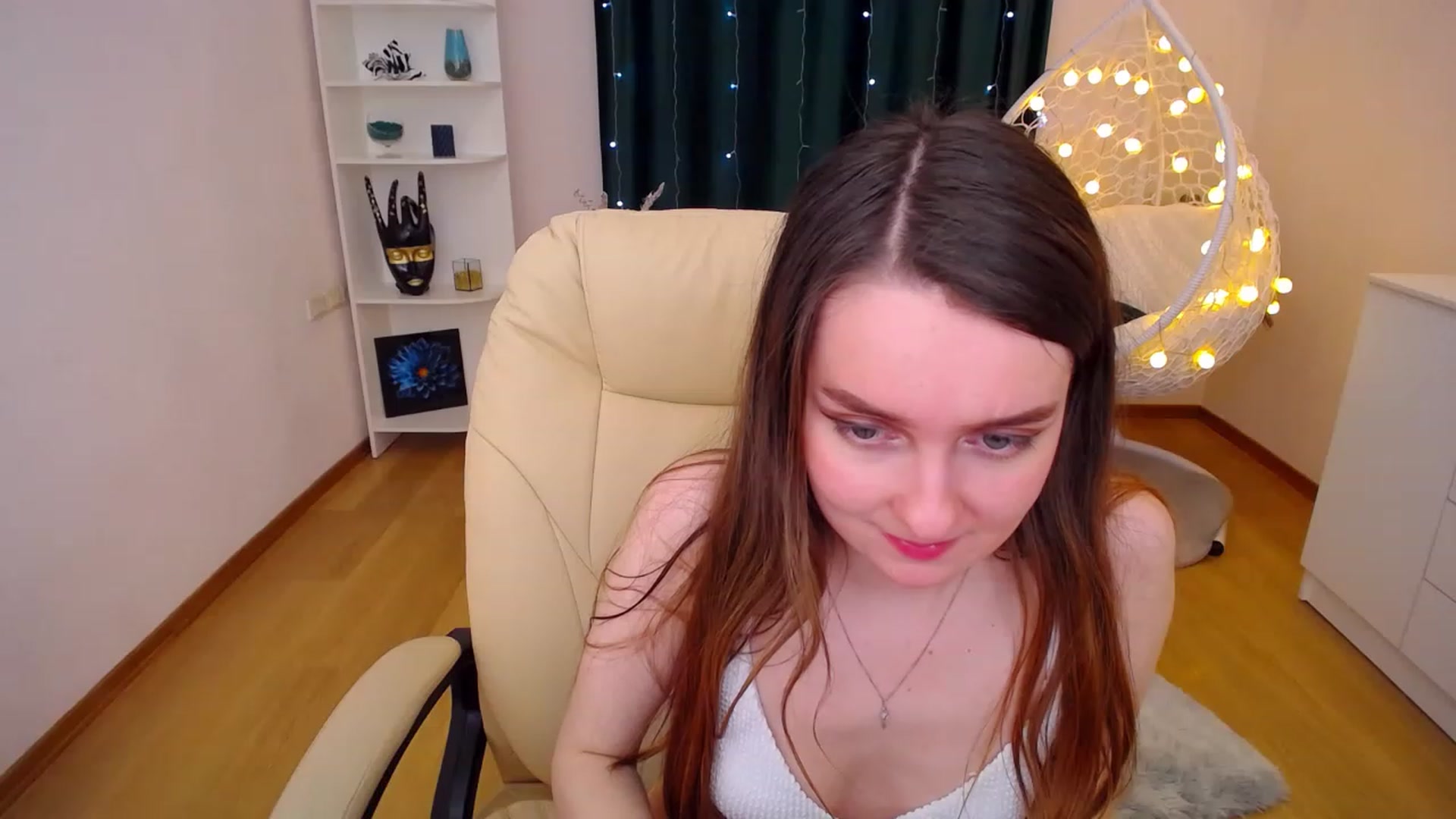 Gallery image thumbnail from OceanFeelss's myfreecams stream on, 01/09/2023, 07:44 image 20 of 20