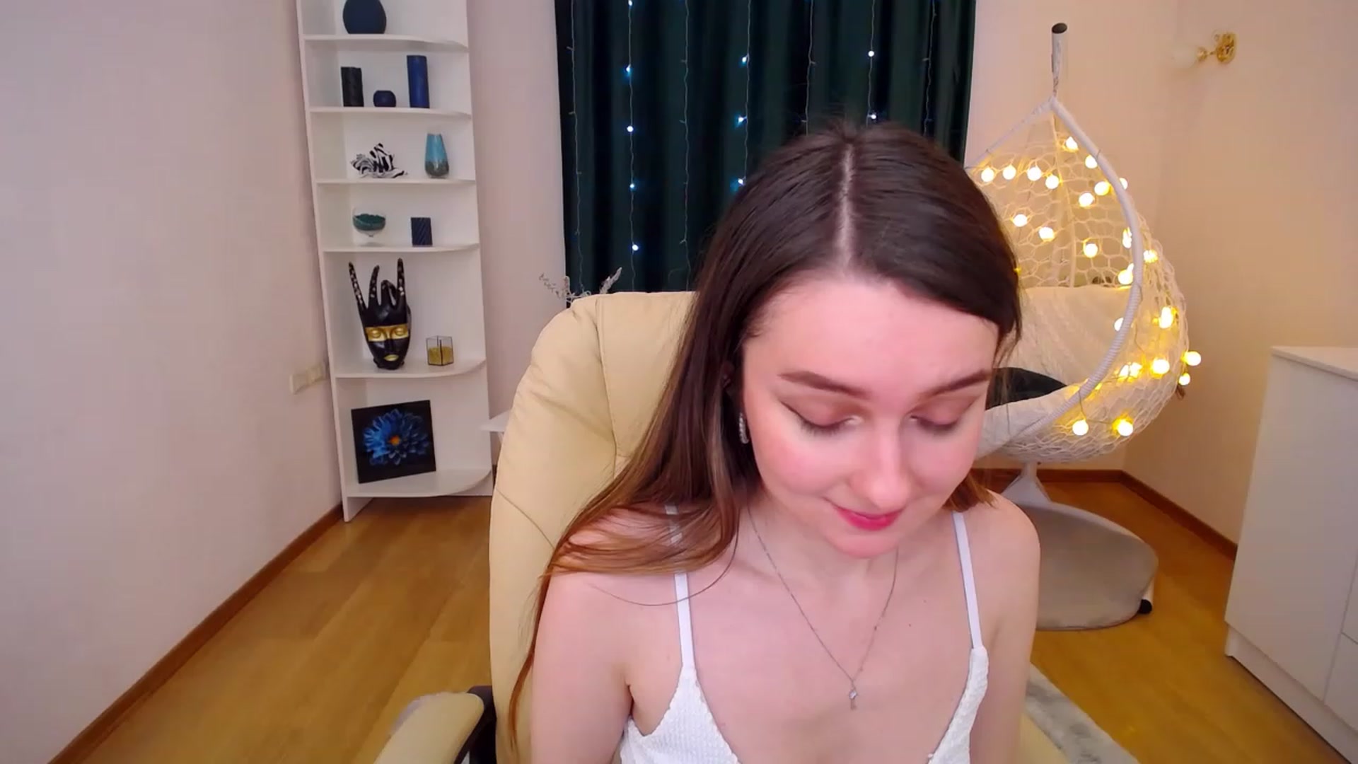 Gallery image thumbnail from OceanFeelss's myfreecams stream on, 01/09/2023, 07:44 image 13 of 20