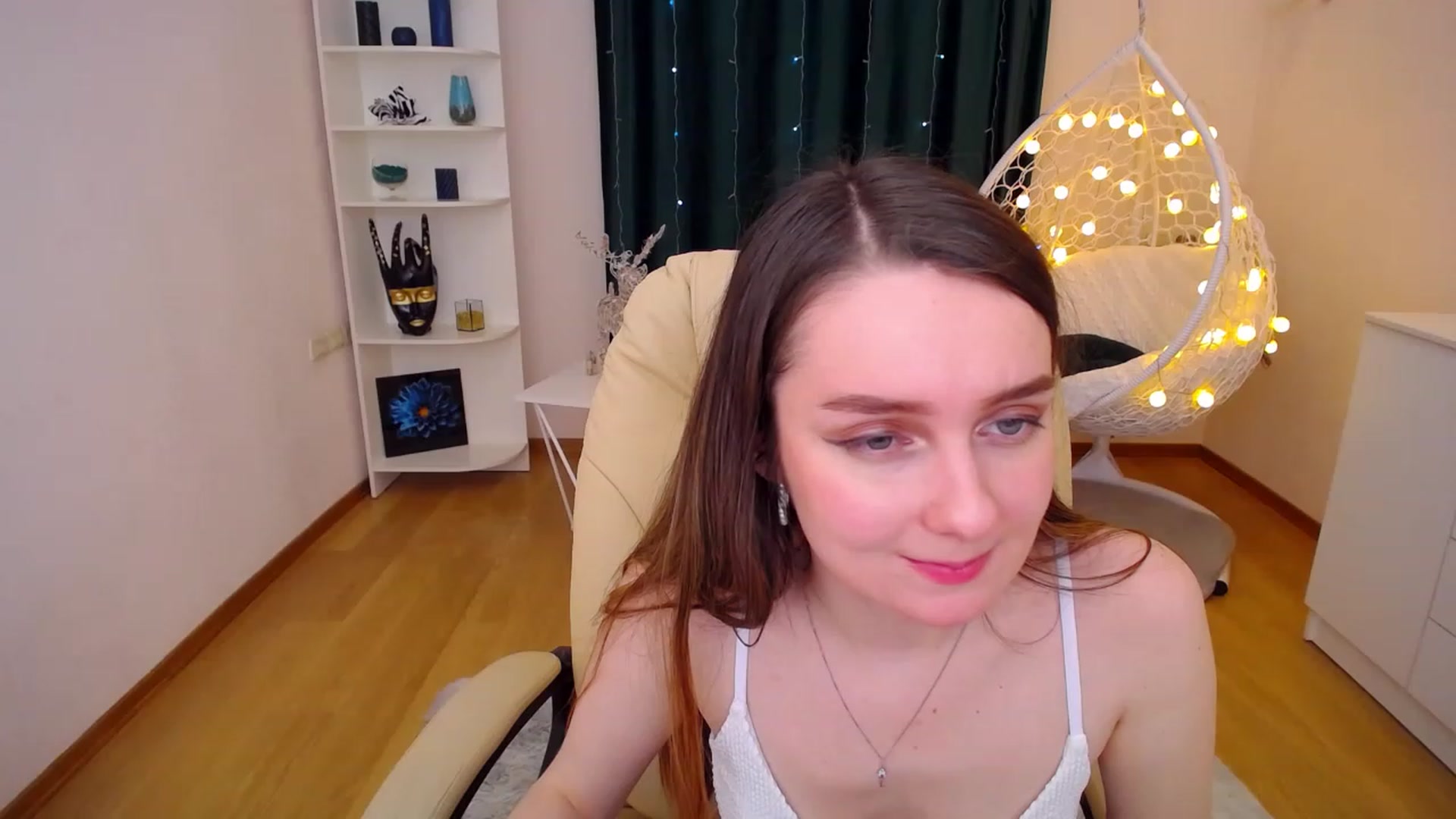 Gallery image thumbnail from OceanFeelss's myfreecams stream on, 01/09/2023, 07:44 image 16 of 20