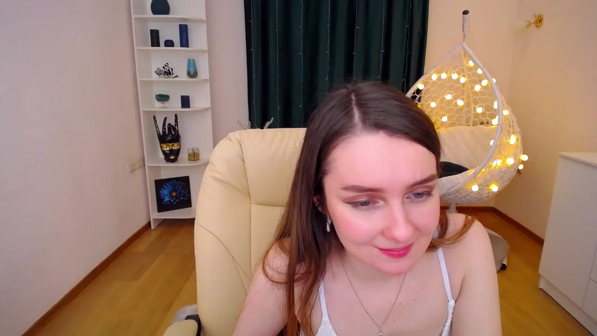 Gallery image thumbnail from OceanFeelss's myfreecams stream on, 01/09/2023, 07:44 image 14 of 20