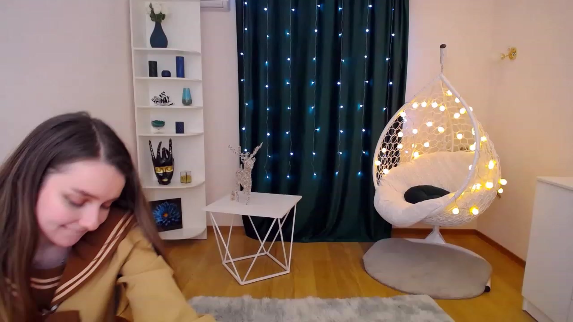 Gallery image thumbnail from OceanFeelss's myfreecams stream on, 01/09/2023, 09:40 image 11 of 20