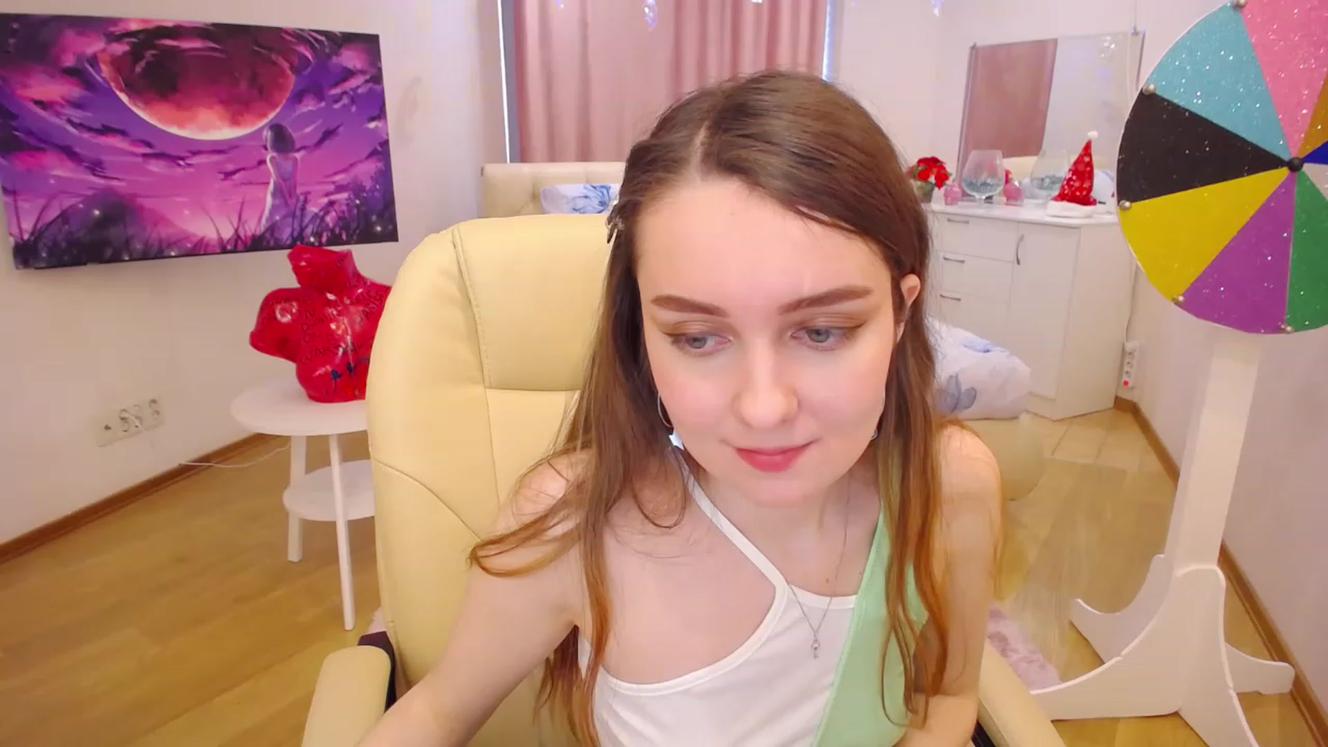 Gallery image thumbnail from OceanFeelss's myfreecams stream on, 01/10/2023, 12:18 image 4 of 20