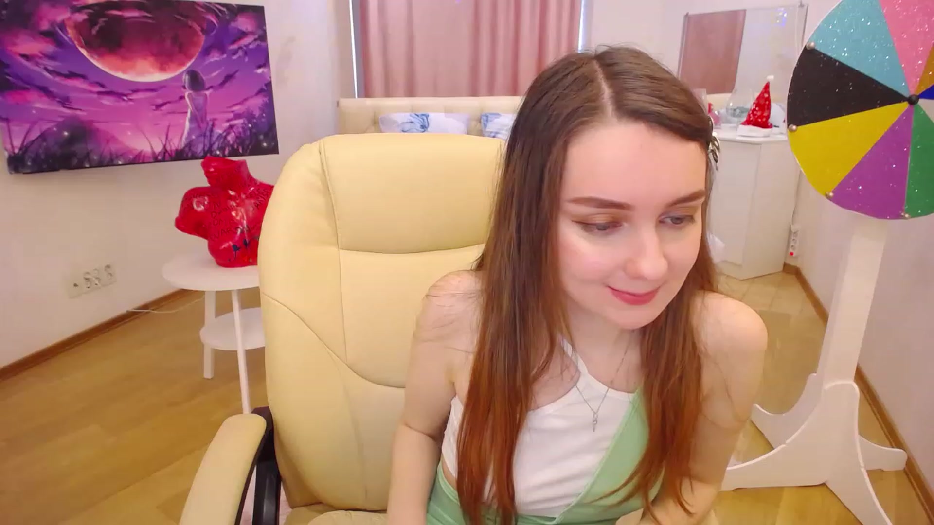 Gallery image thumbnail from OceanFeelss's myfreecams stream on, 01/10/2023, 12:18 image 8 of 20