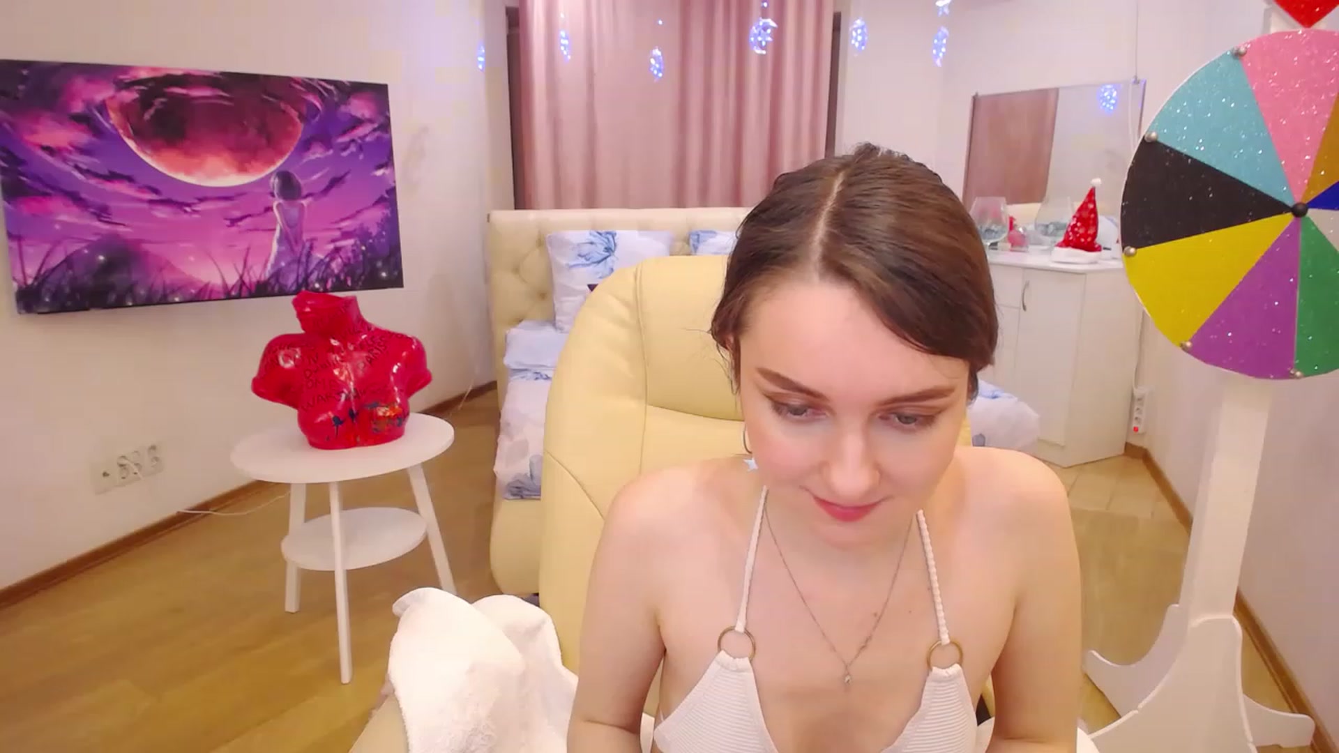 Gallery image thumbnail from OceanFeelss's myfreecams stream on, 01/10/2023, 14:23 image 18 of 20