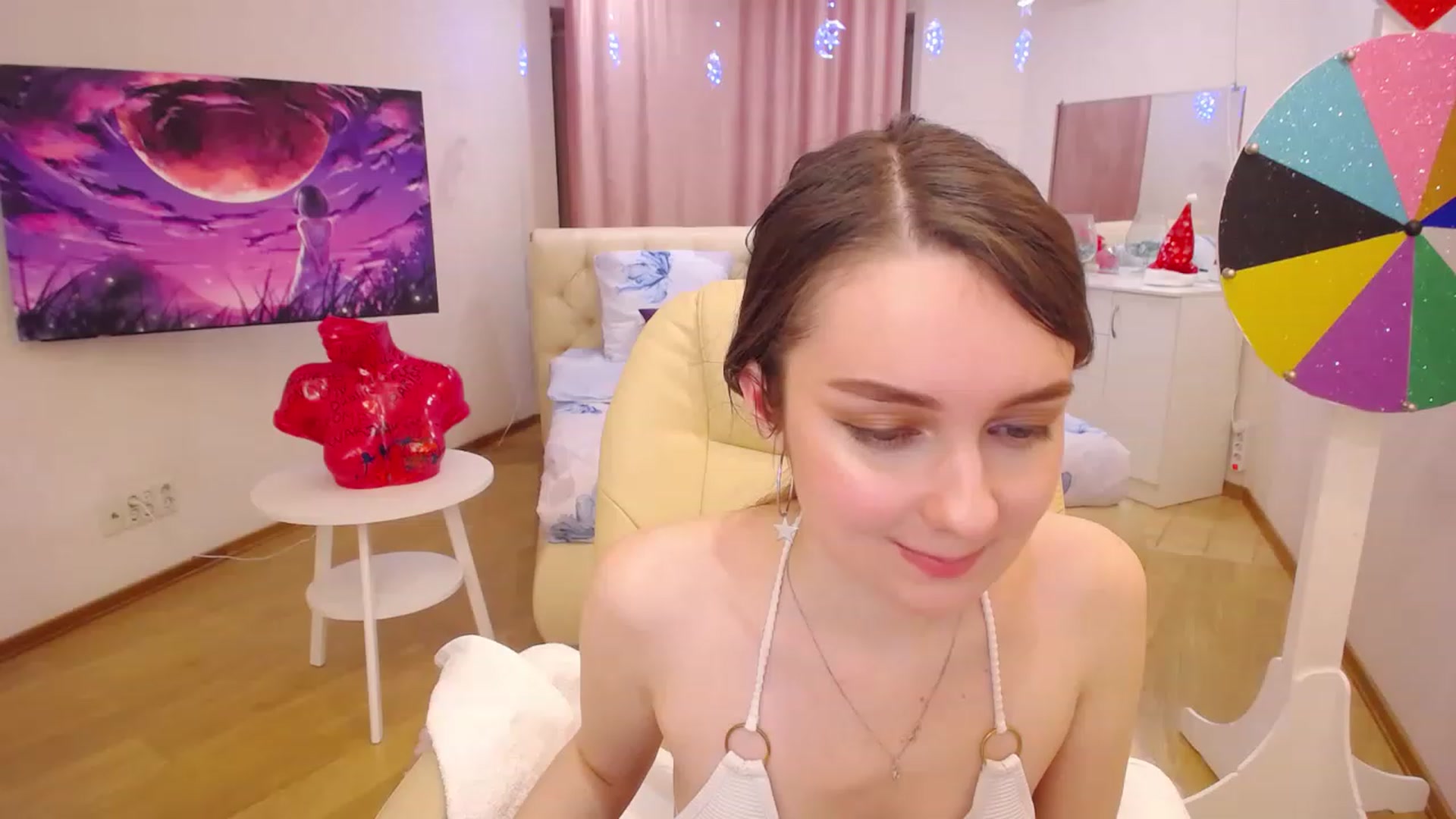 Gallery image thumbnail from OceanFeelss's myfreecams stream on, 01/10/2023, 14:23 image 17 of 20