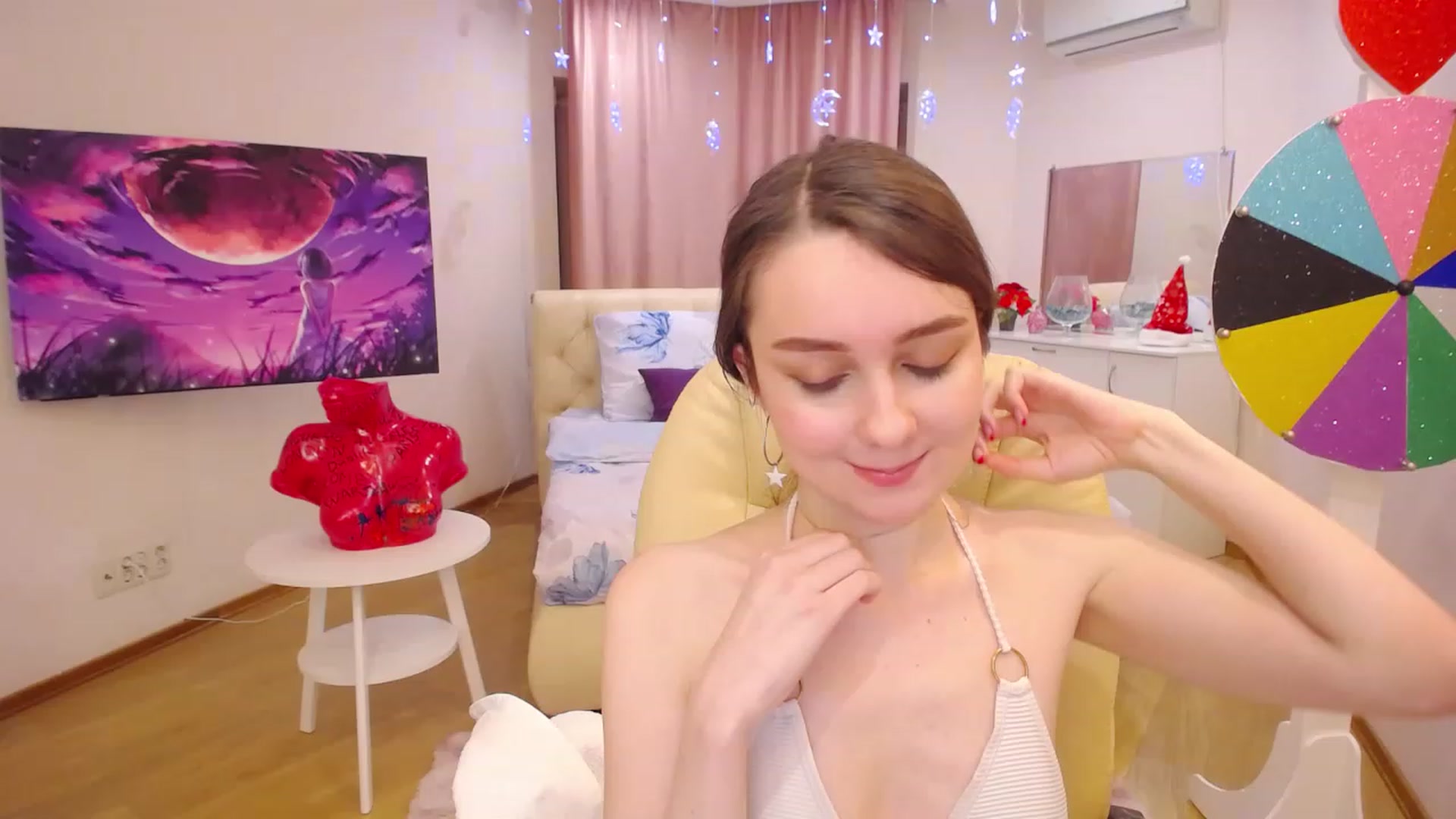 Gallery image thumbnail from OceanFeelss's myfreecams stream on, 01/10/2023, 14:23 image 20 of 20