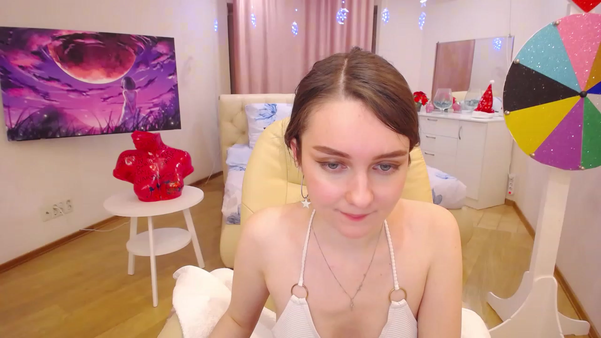 Gallery image thumbnail from OceanFeelss's myfreecams stream on, 01/10/2023, 14:23 image 16 of 20
